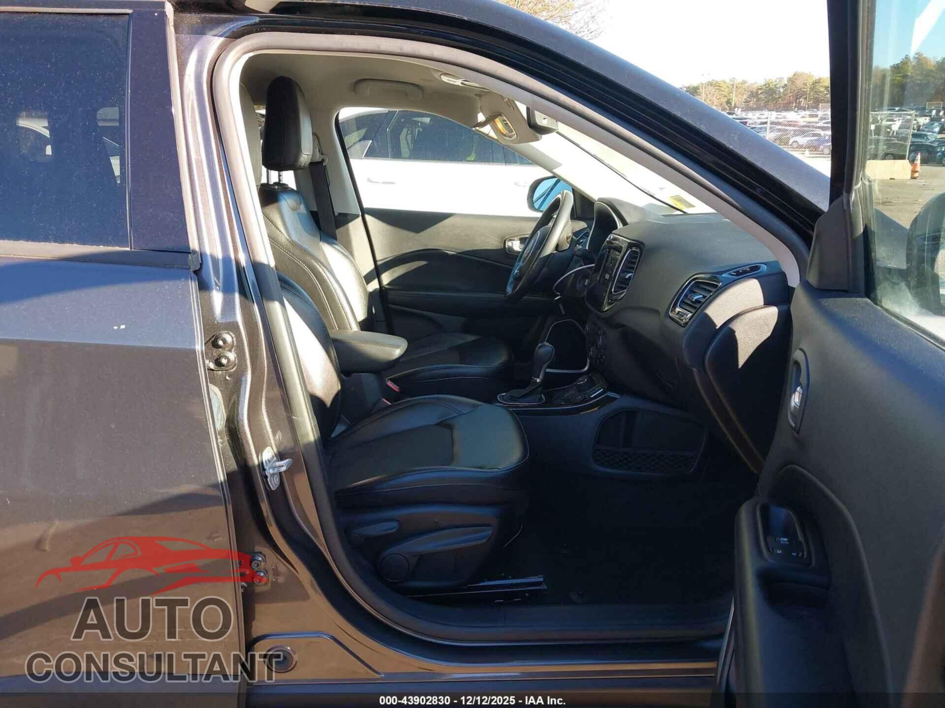 JEEP COMPASS 2020 - 3C4NJDBB8LT129636