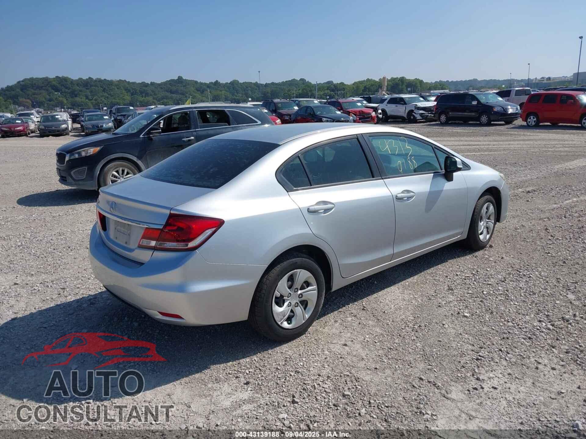 HONDA CIVIC 2013 - 19XFB2E55DE026384
