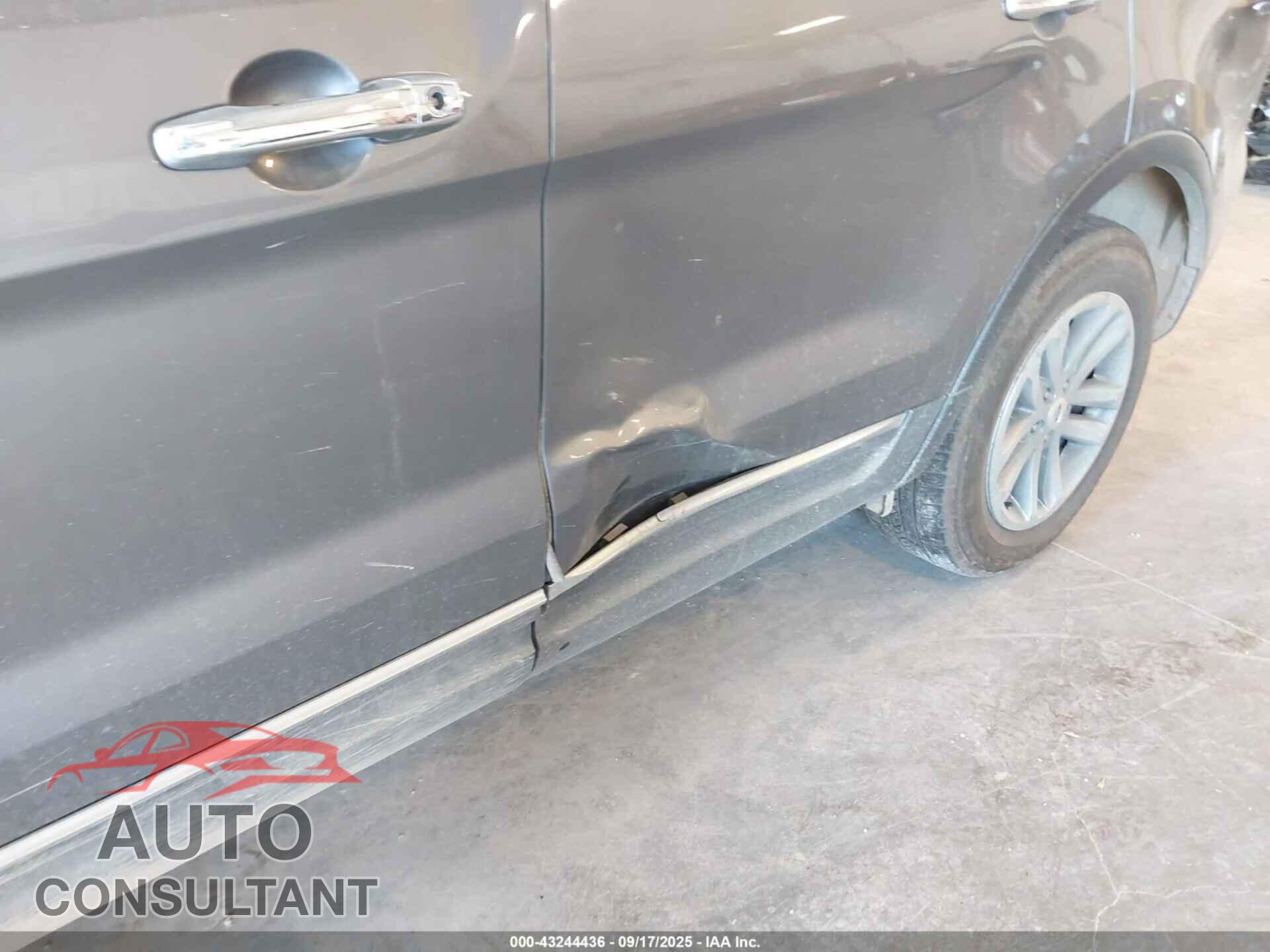 FORD EXPLORER 2013 - 1FM5K7D89DGA79105
