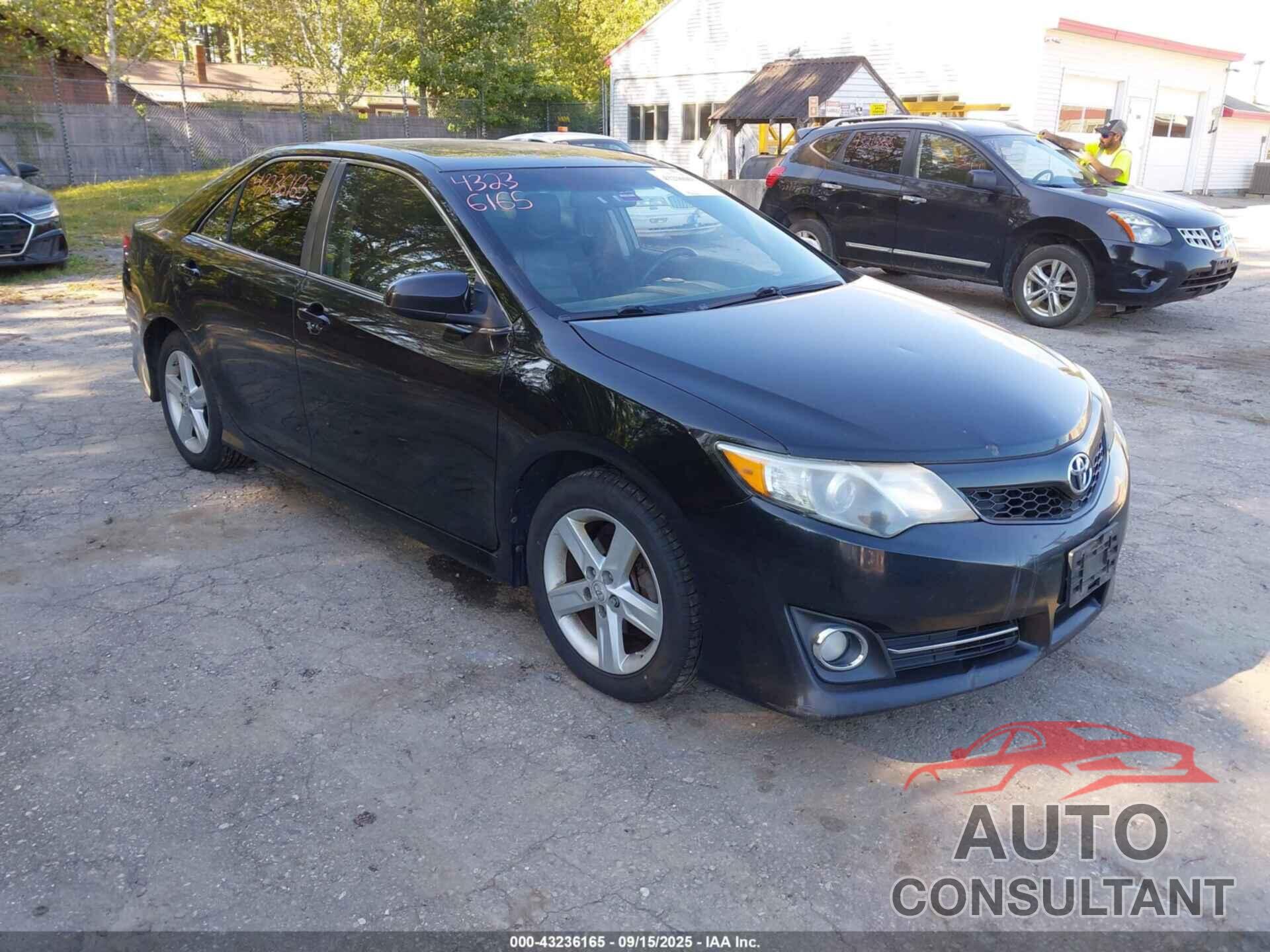 TOYOTA CAMRY 2012 - 4T1BF1FK5CU136851