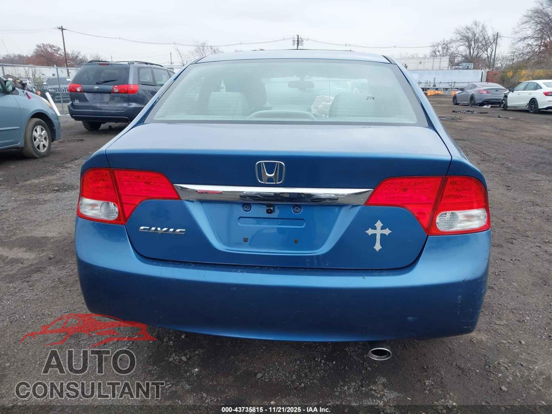 HONDA CIVIC 2010 - 19XFA1F8XAE060743