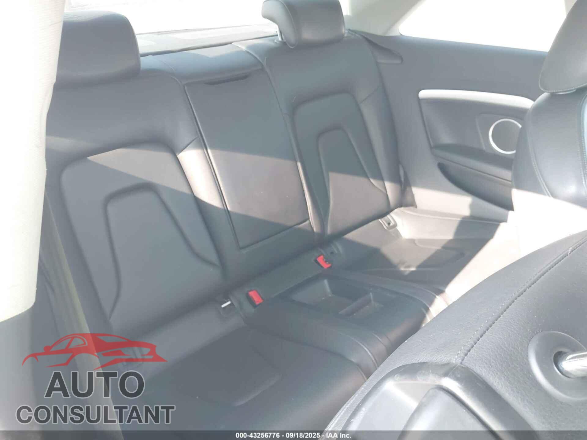 AUDI A5 2014 - WAULFAFRXEA009102