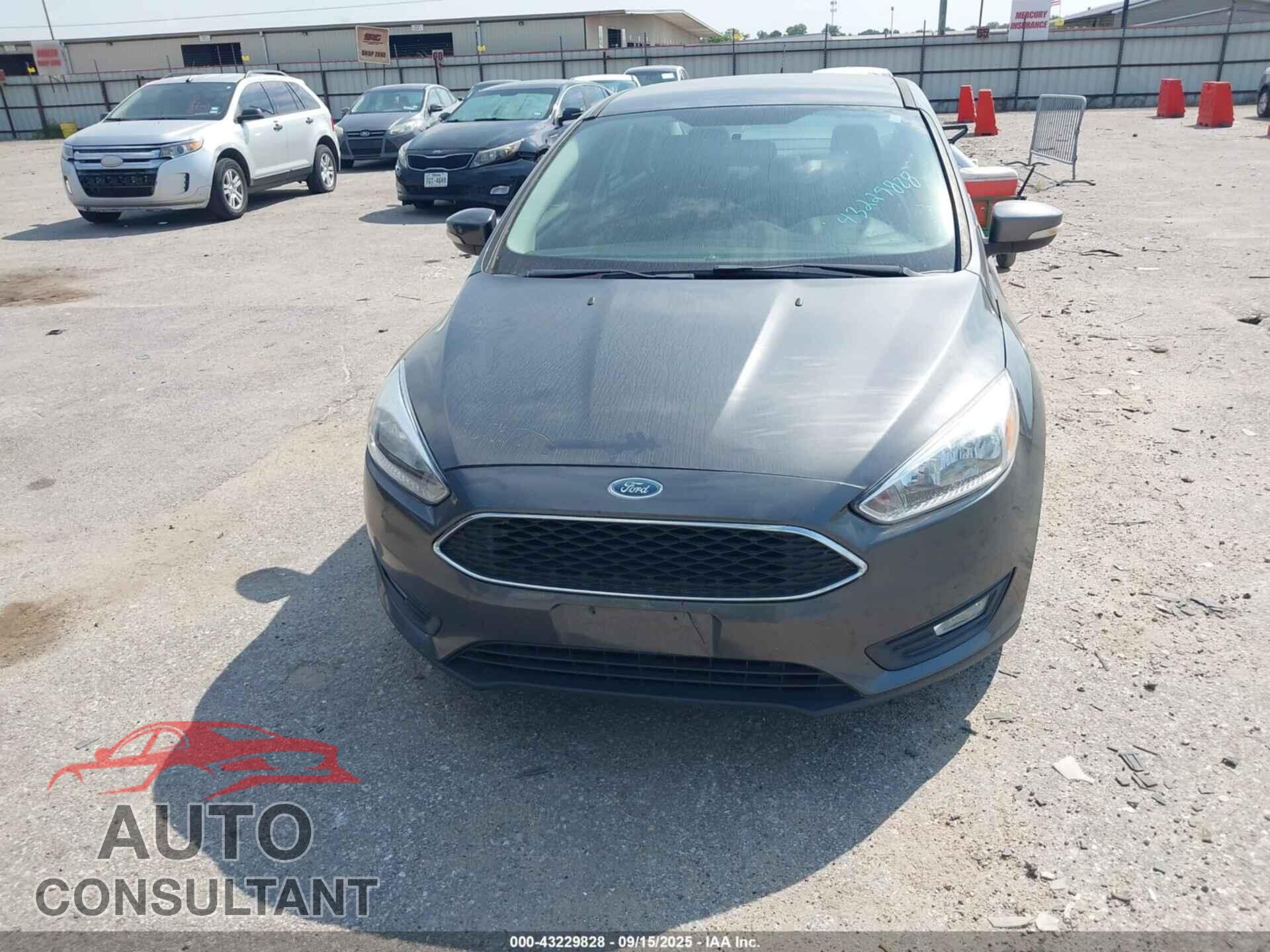 FORD FOCUS 2017 - 1FADP3F27HL219271