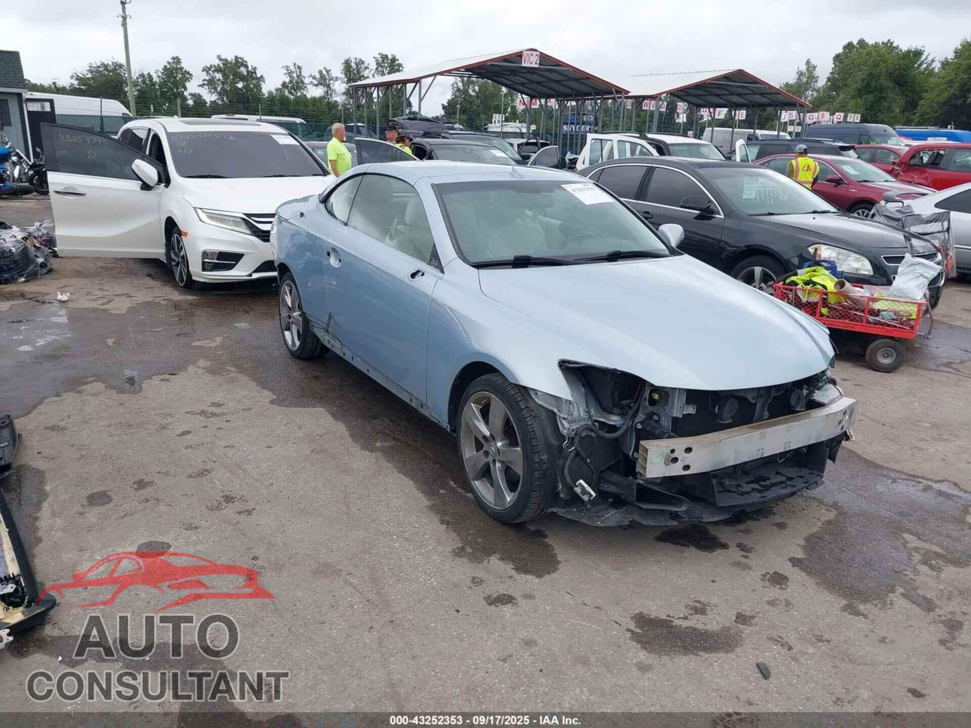 LEXUS IS 250C 2010 - JTHFF2C28A2510957