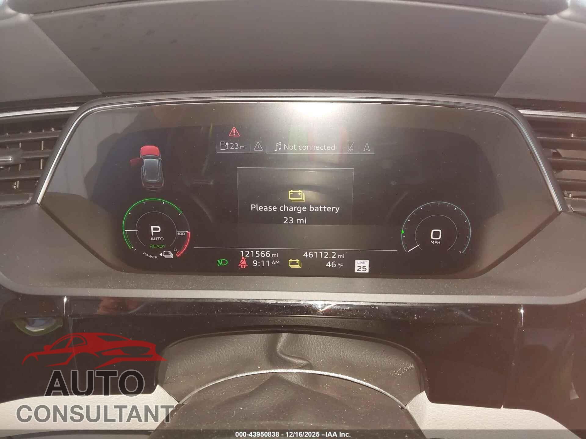 AUDI E-TRON 2019 - WA1VABGE6KB024157