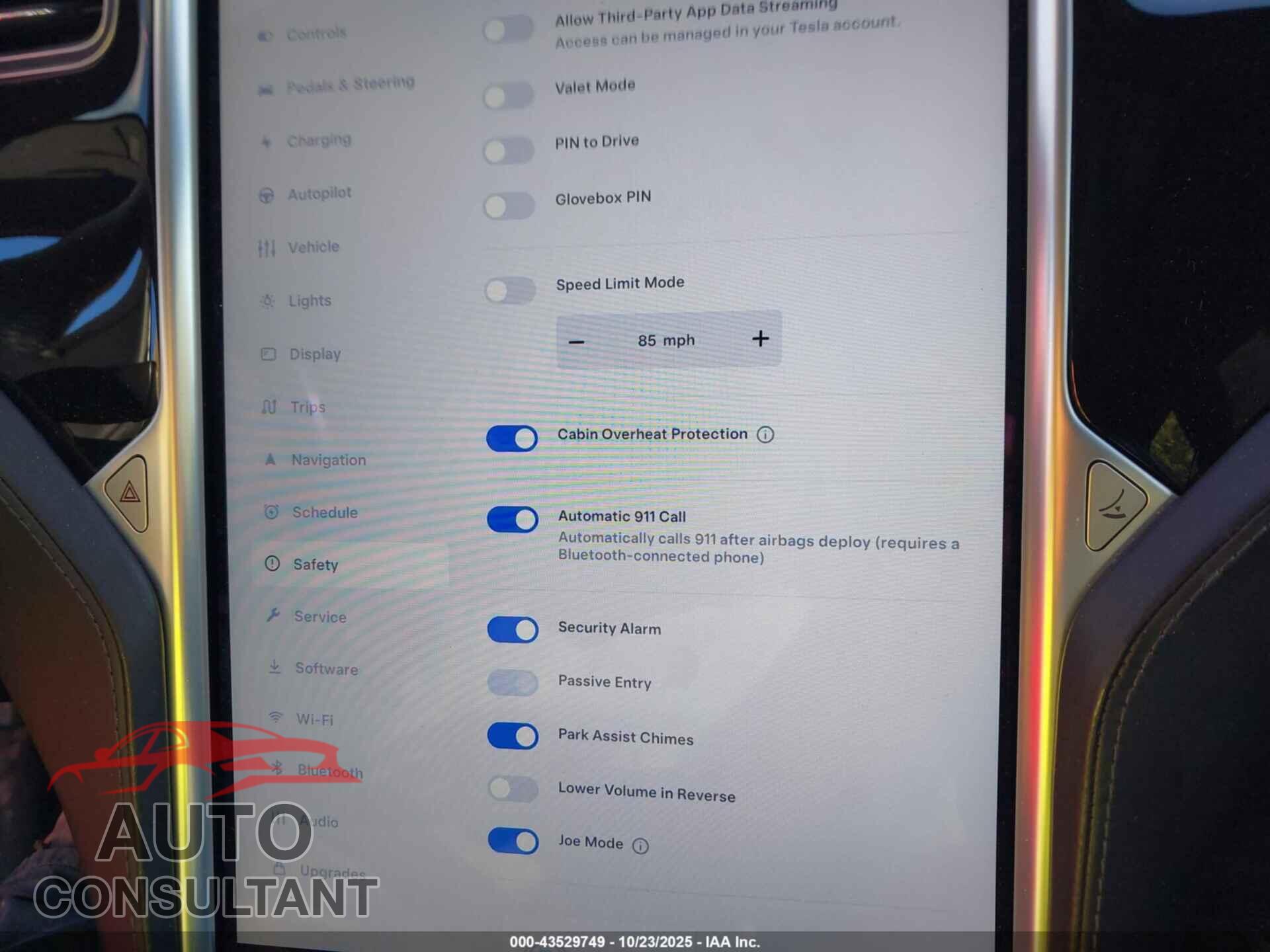 TESLA MODEL S 2015 - 5YJSA1E27FF110799