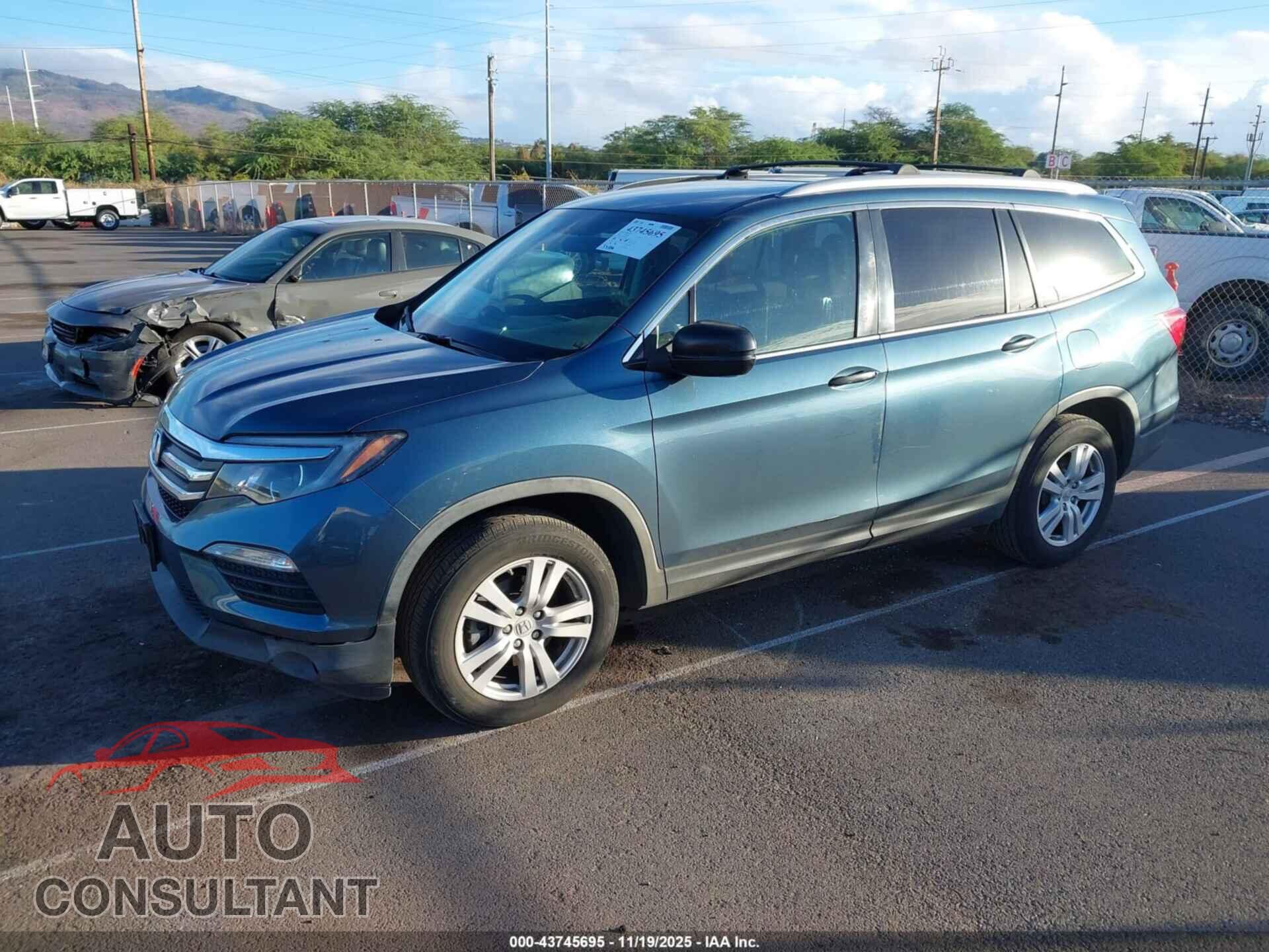 HONDA PILOT 2018 - 5FNYF5H12JB005327