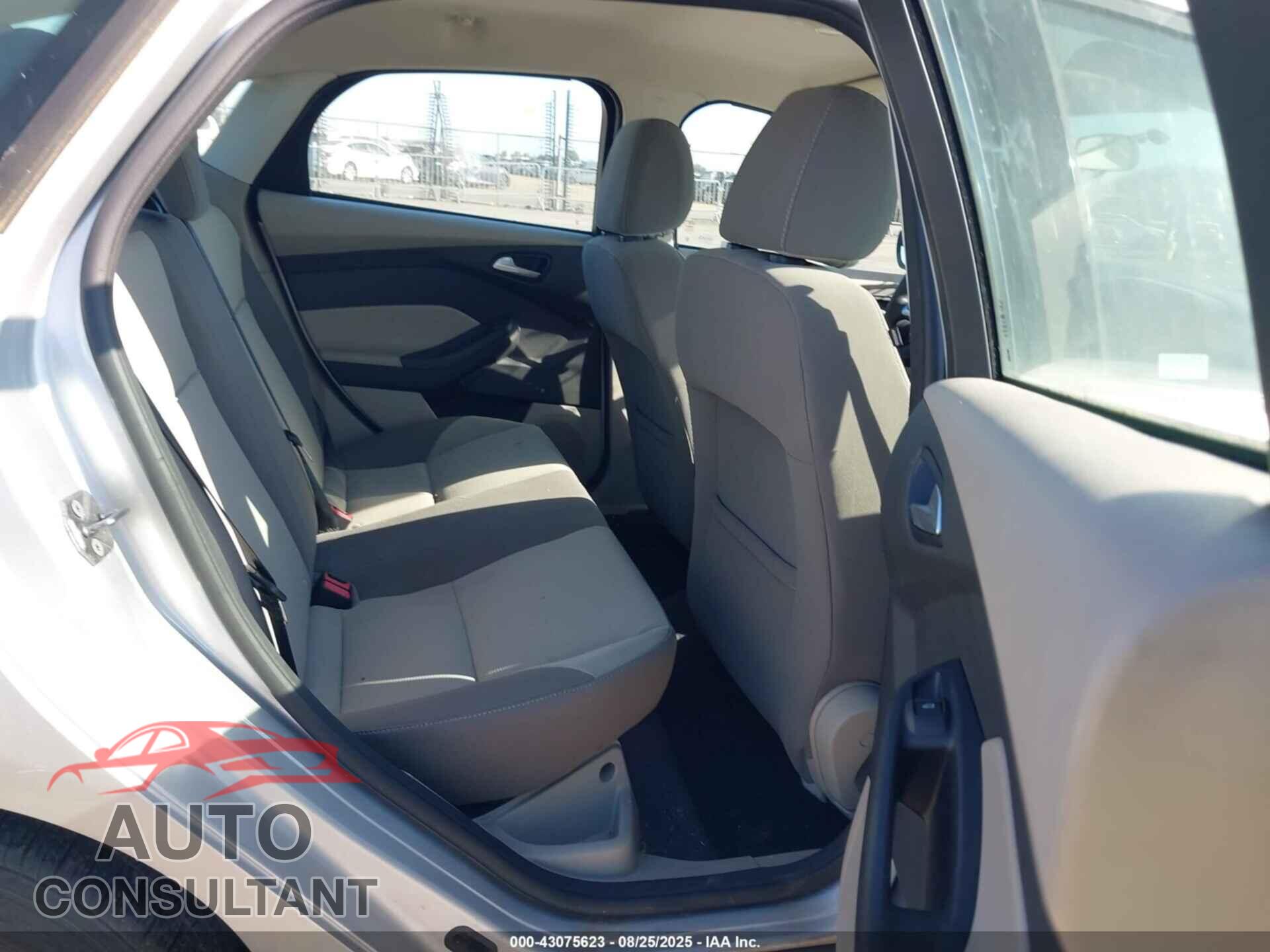 FORD FOCUS 2013 - 1FADP3F23DL245330