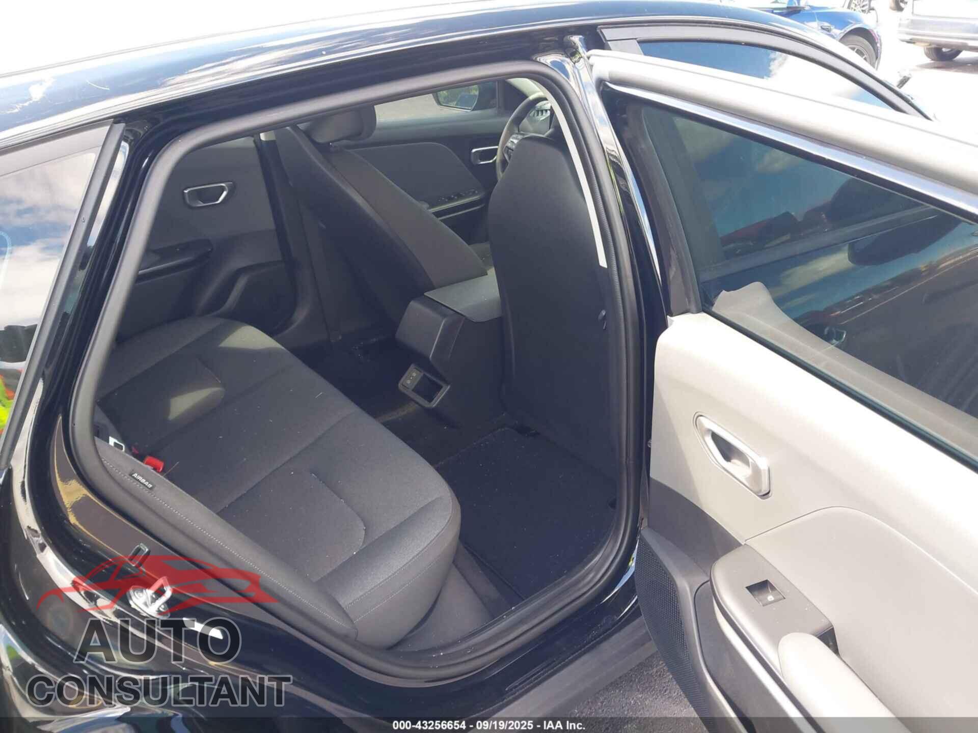 KIA K4 2025 - 3KPFT4DE1SE009699