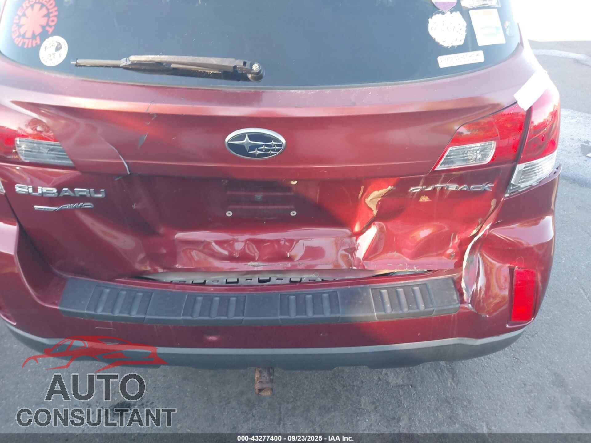SUBARU OUTBACK 2013 - 4S4BRCCC4D3210042