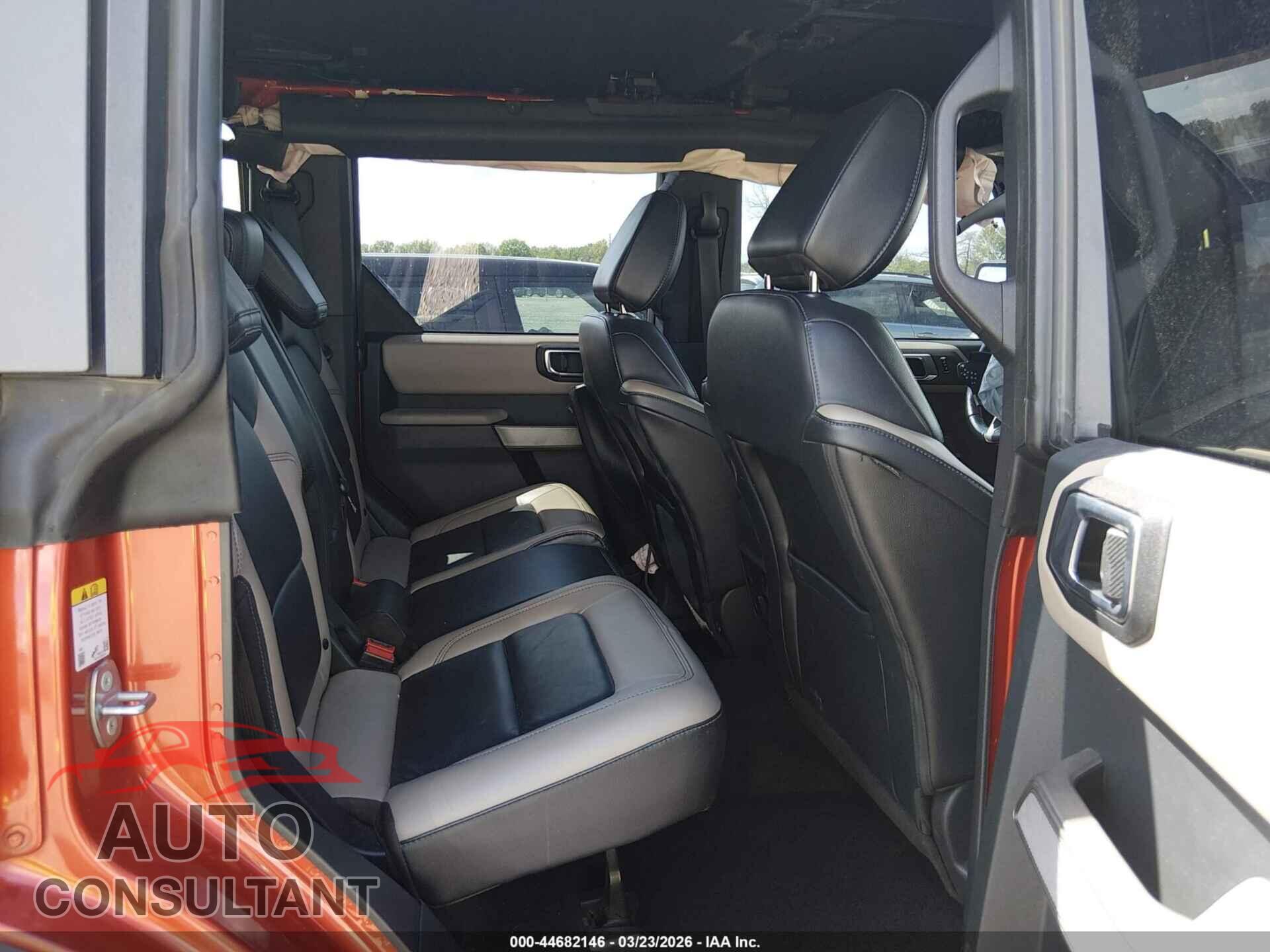FORD BRONCO 2023 - 1FMEE5DP3PLA94729