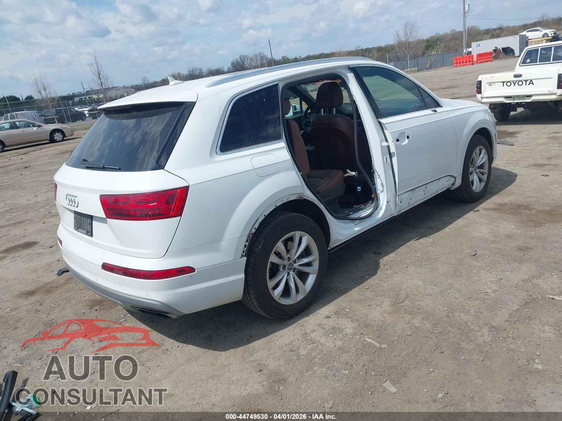 AUDI Q7 2019 - WA1AAAF73KD007736