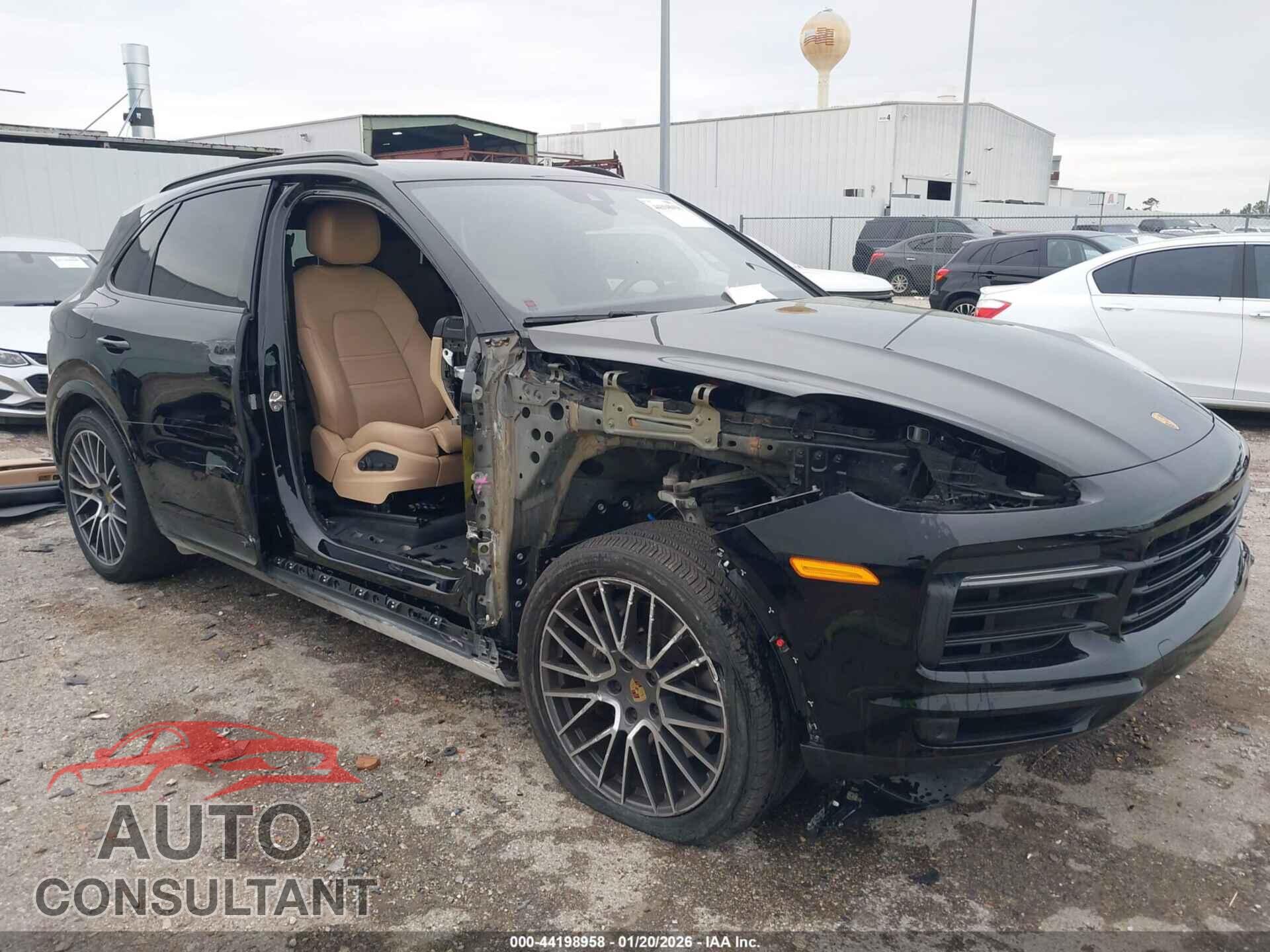 PORSCHE CAYENNE 2022 - WP1AA2AY8NDA05026