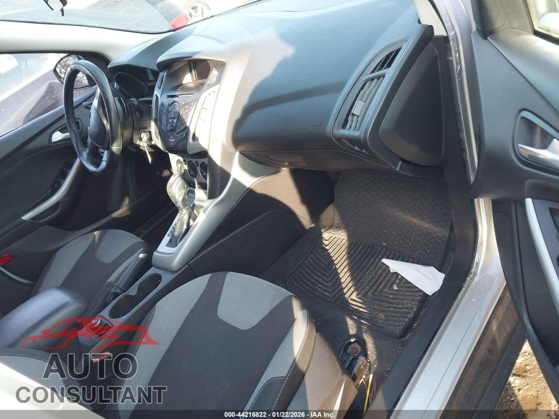 FORD FOCUS 2012 - 1FAHP3K25CL224243
