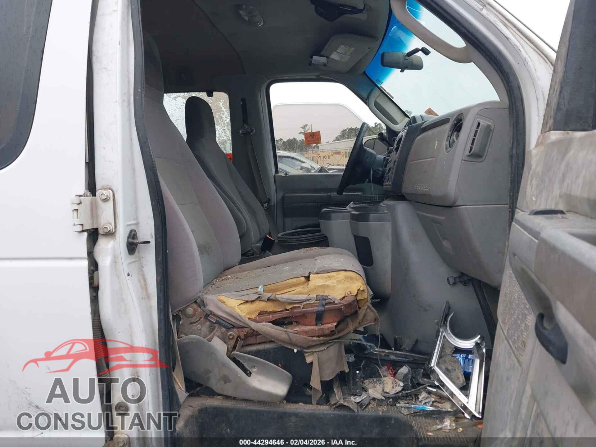 FORD E-350 SUPER DUTY 2012 - 1FBSS3BL2CDA96940
