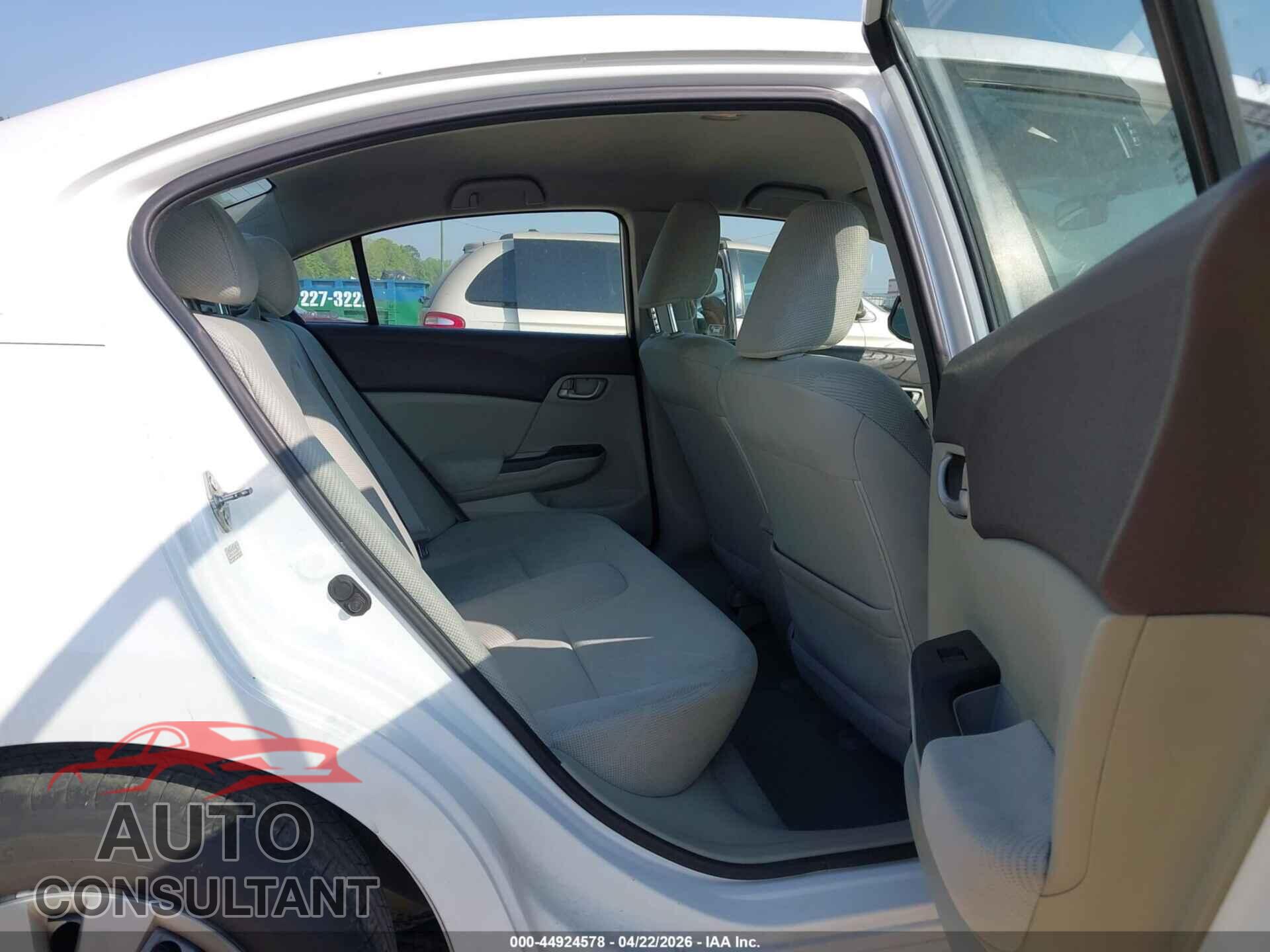 HONDA CIVIC 2012 - 2HGFB2F57CH324096