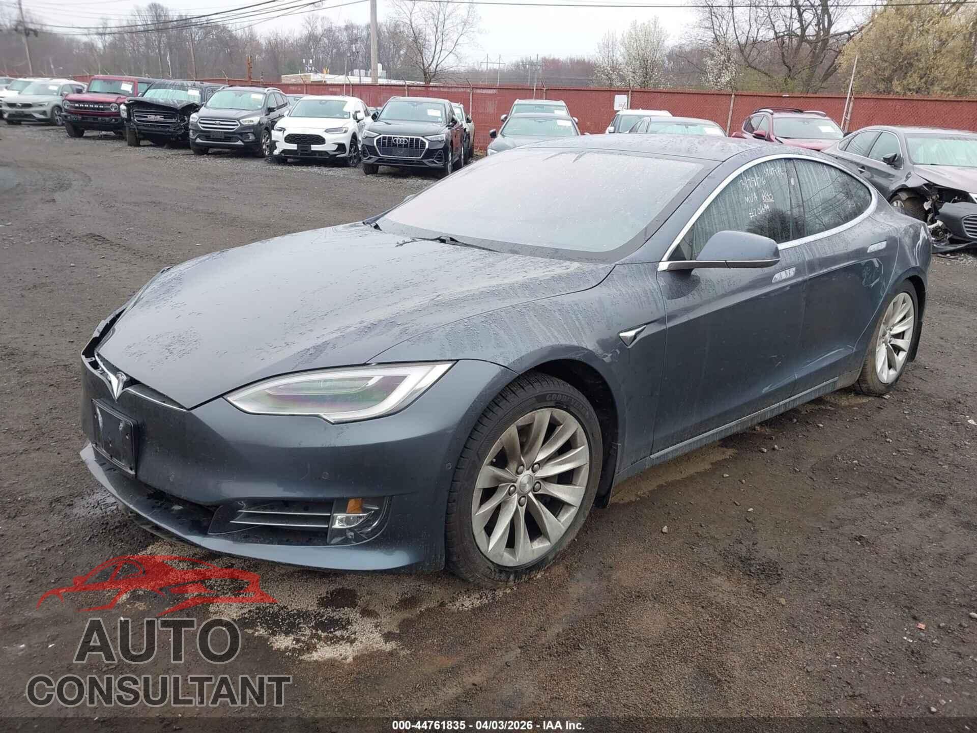 TESLA MODEL S 2019 - 5YJSA1E25KF347642