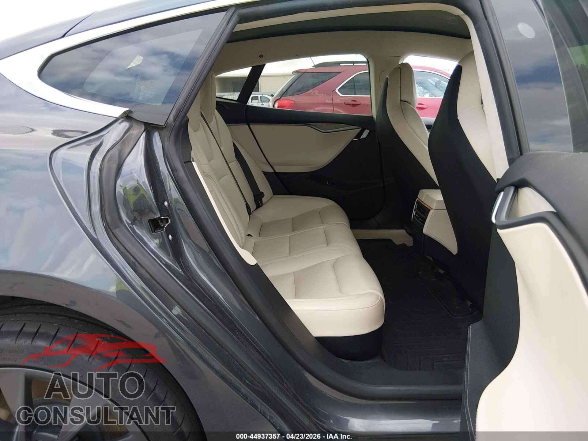 TESLA MODEL S 2019 - 5YJSA1E29KF307273