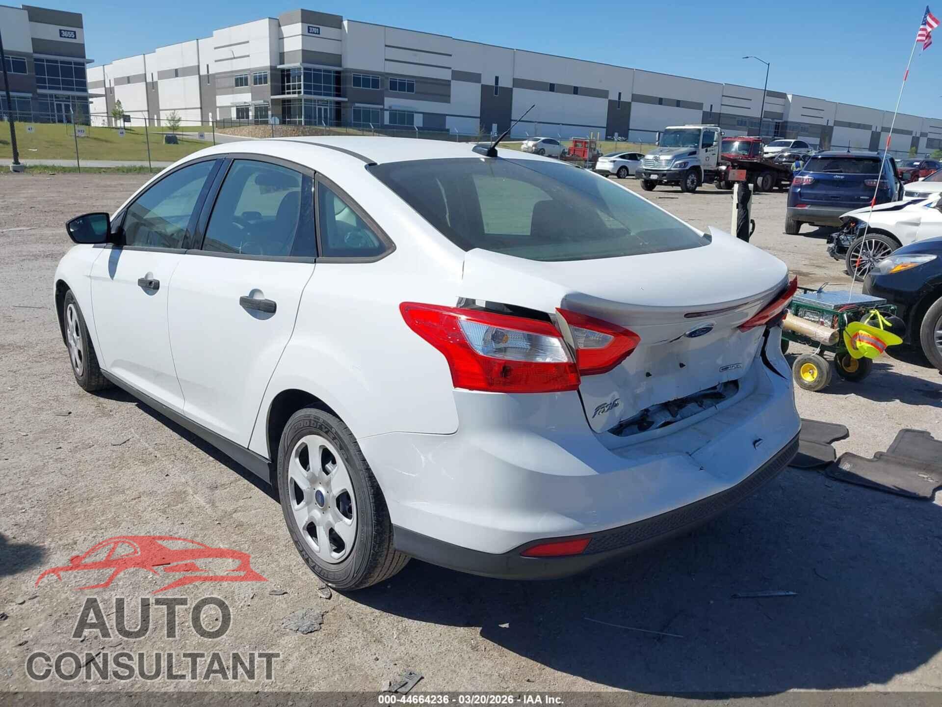 FORD FOCUS 2012 - 1FAHP3E29CL396089
