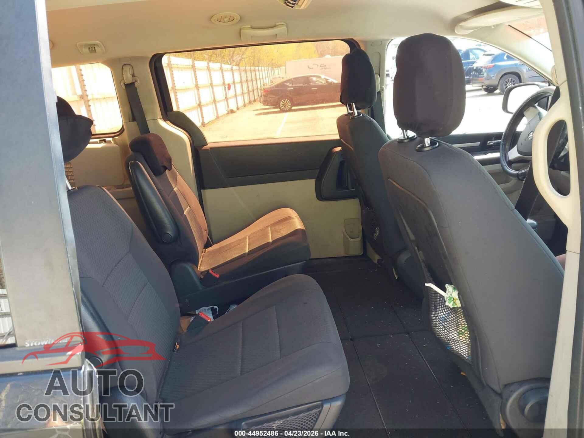 DODGE GRAND CARAVAN 2010 - 2D4RN4DE0AR385351