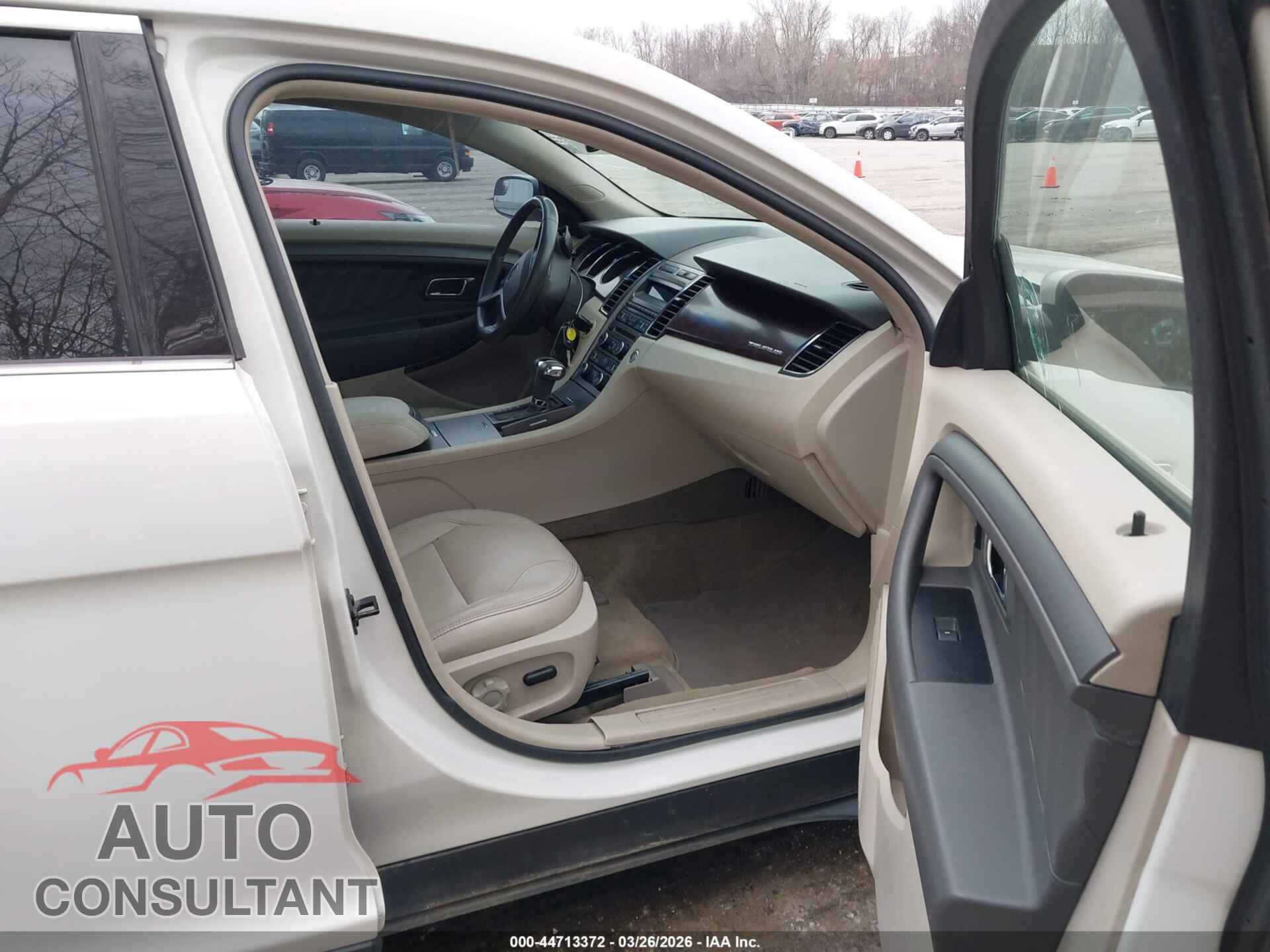 FORD TAURUS 2012 - 1FAHP2EW4CG110283