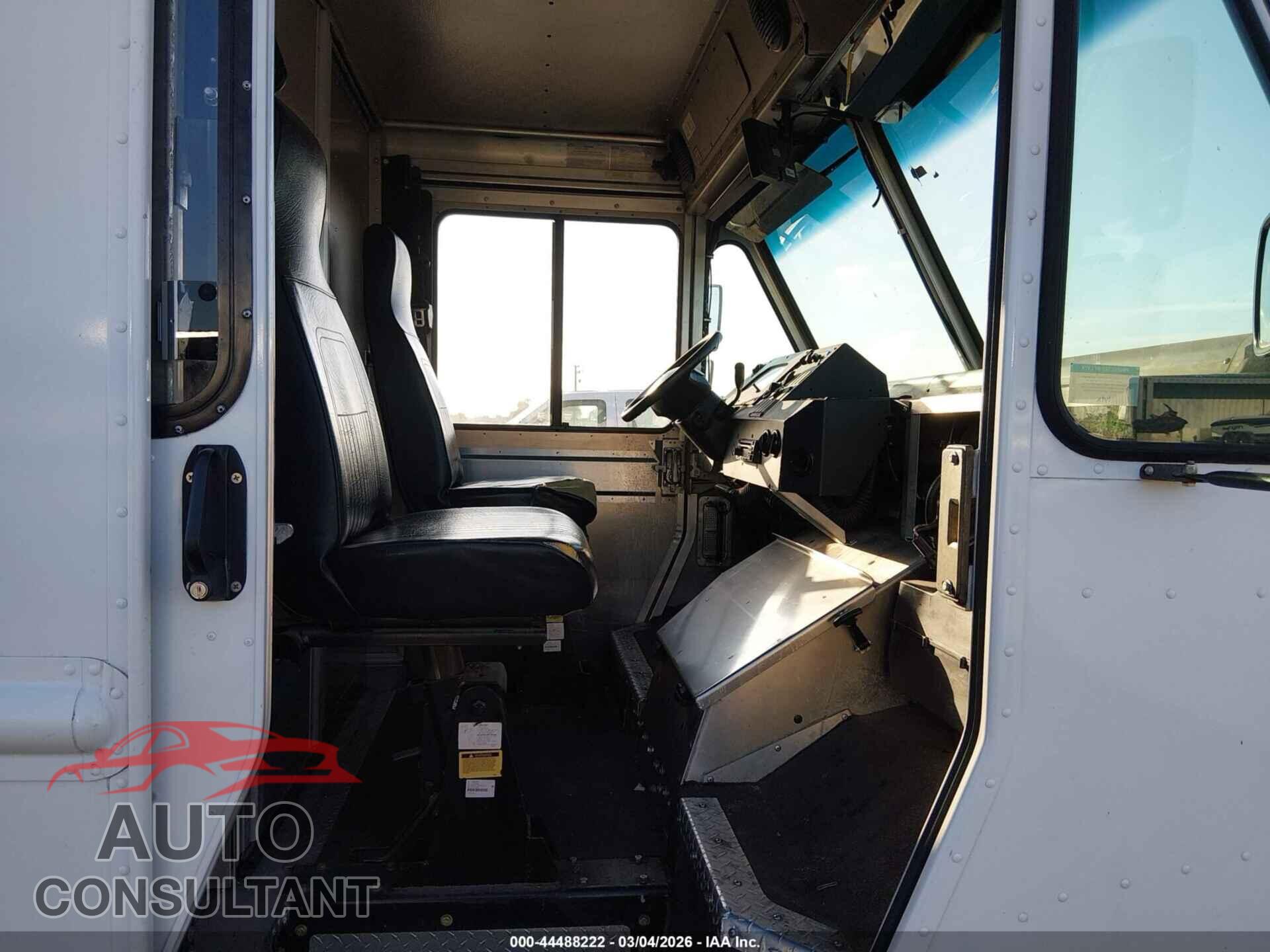 FORD E-350 STRIPPED 2017 - 1FC3E3KS1HDC66470