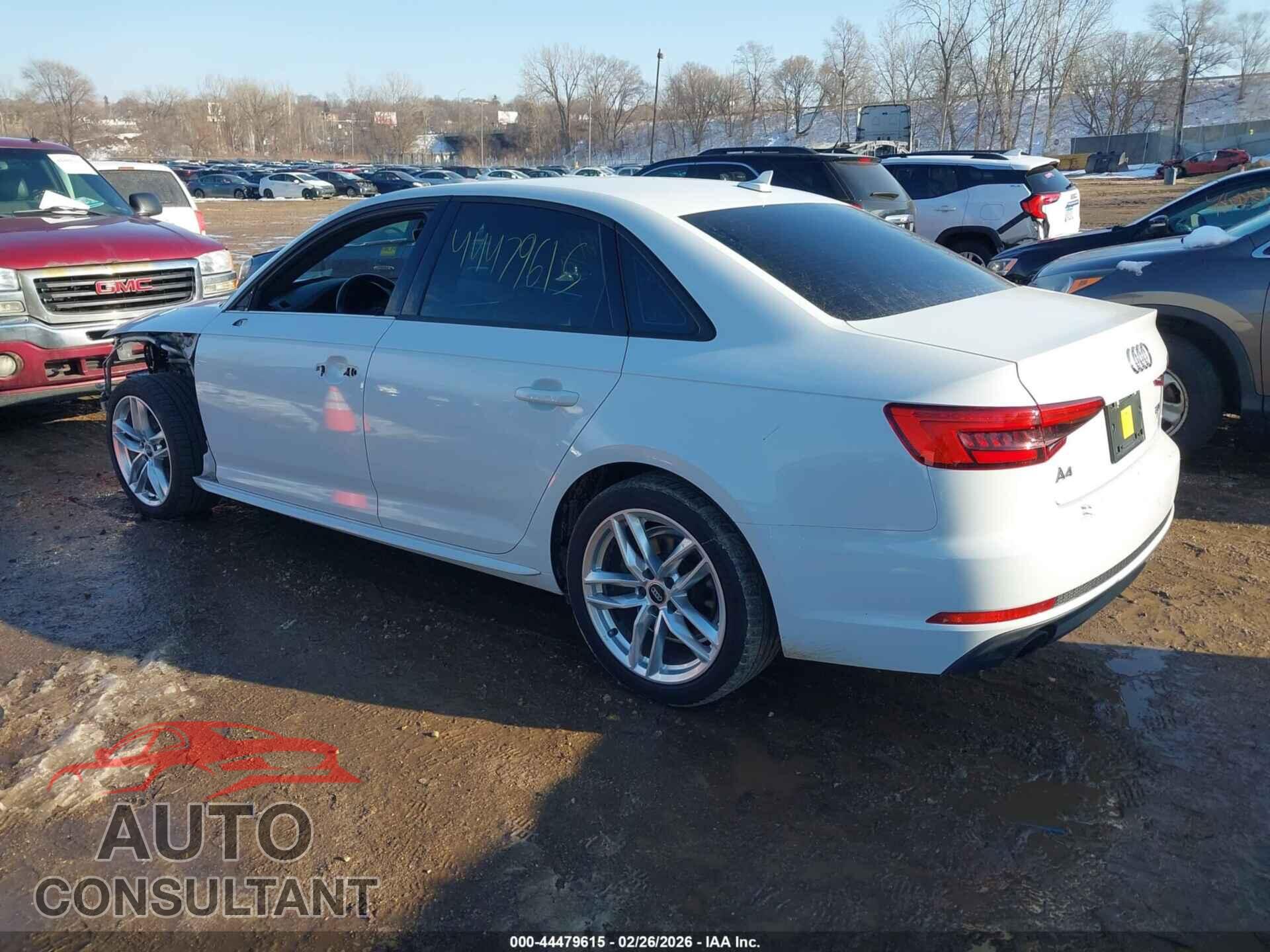 AUDI A4 2017 - WAUKMAF49HN056155