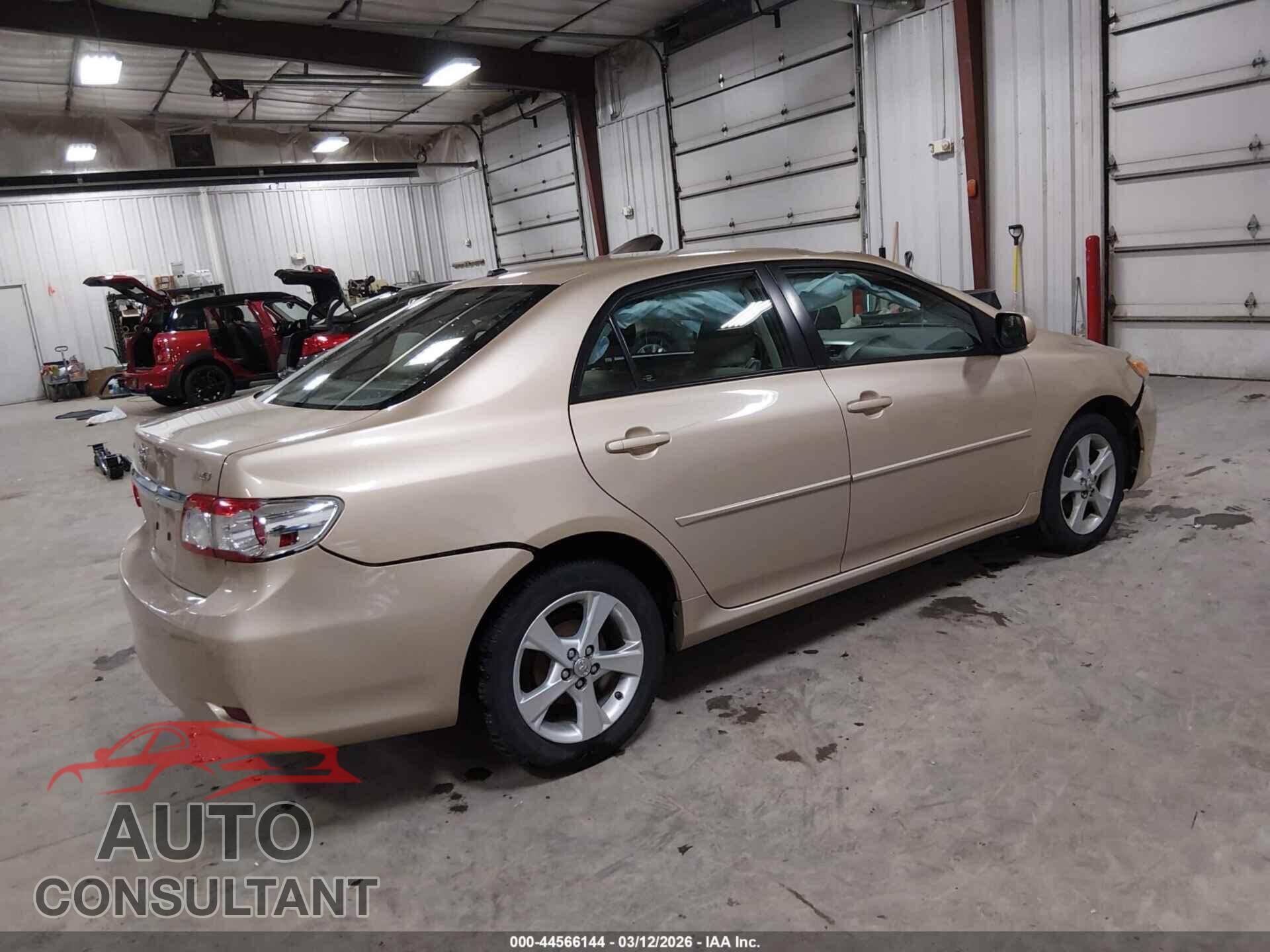 TOYOTA COROLLA 2011 - 2T1BU4EEXBC647765