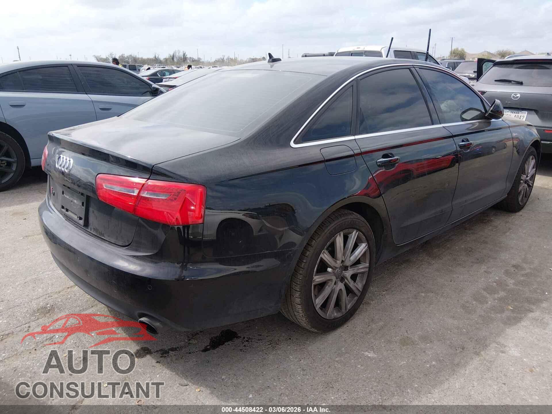 AUDI A6 2013 - WAUGGAFC7DN068674