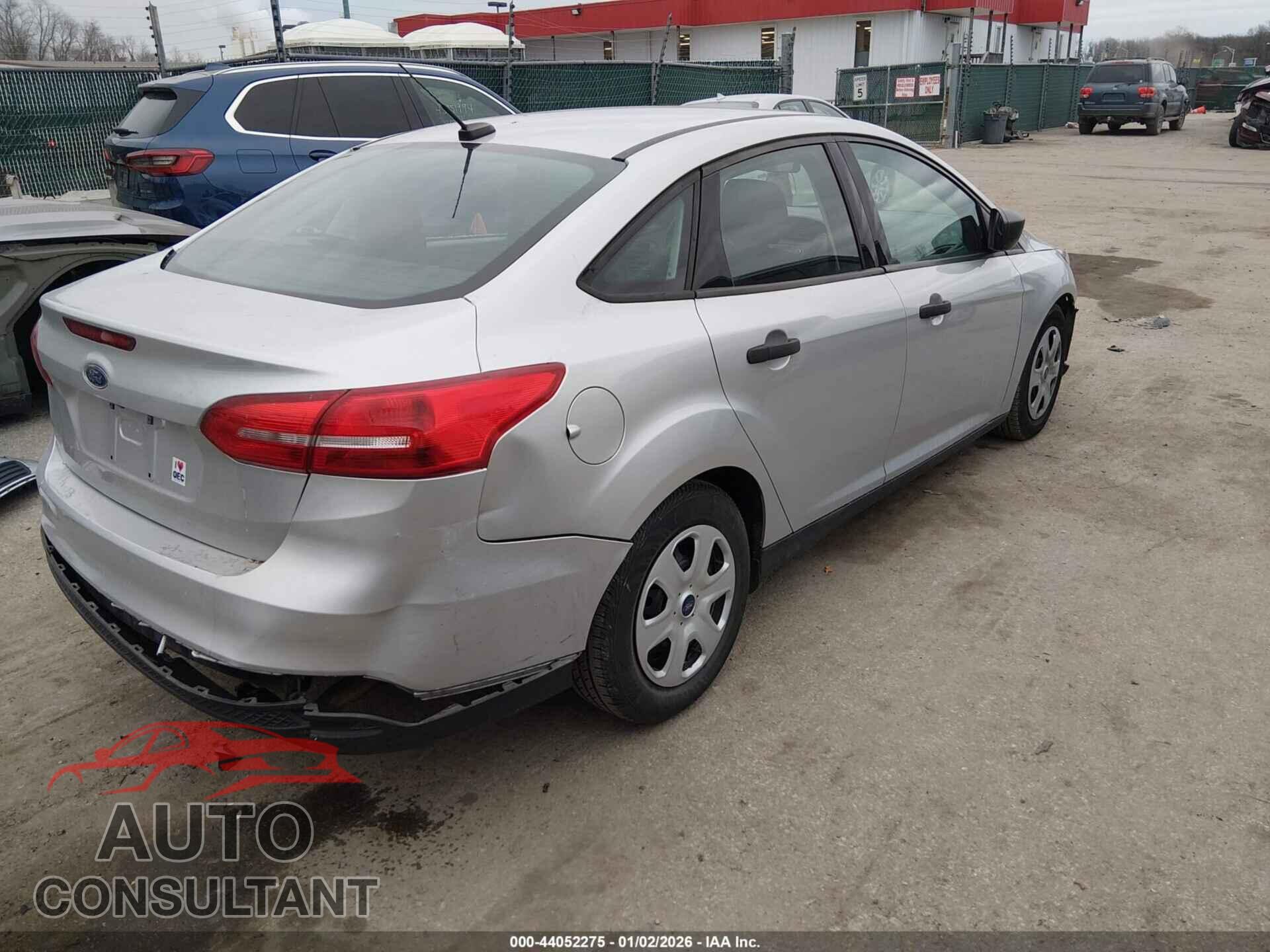FORD FOCUS 2018 - 1FADP3E20JL324466