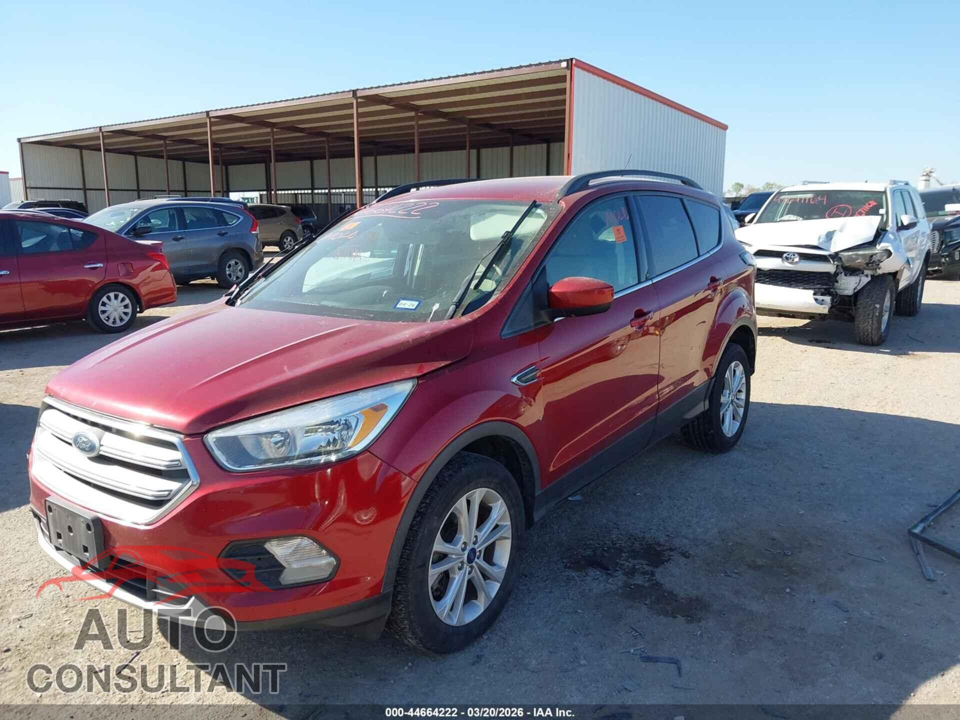 FORD ESCAPE 2018 - 1FMCU0G96JUC63430