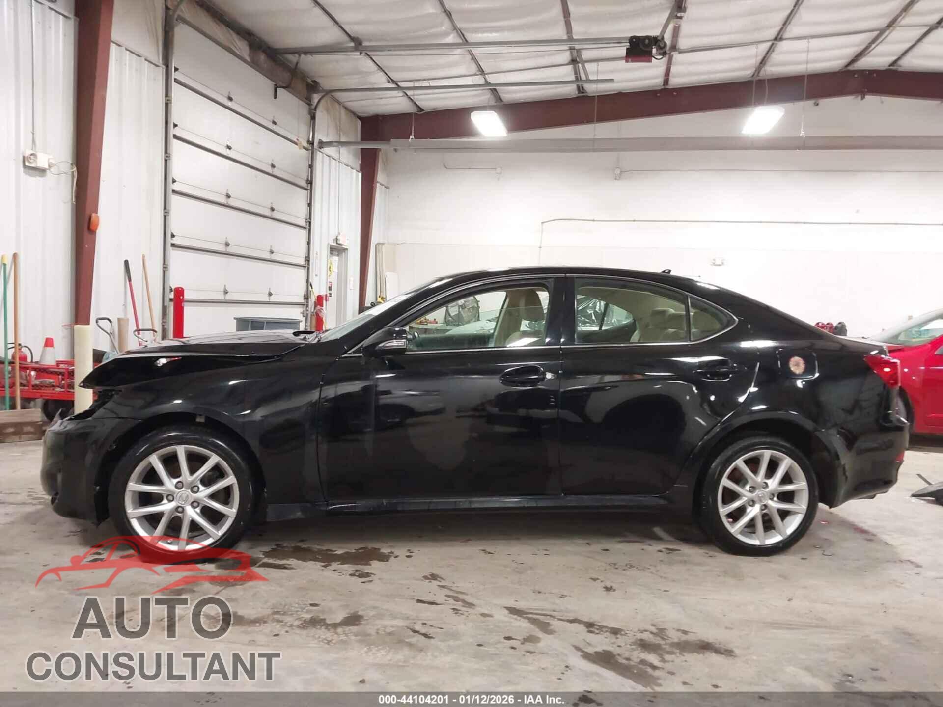 LEXUS IS 250 2011 - JTHCF5C29B2035339