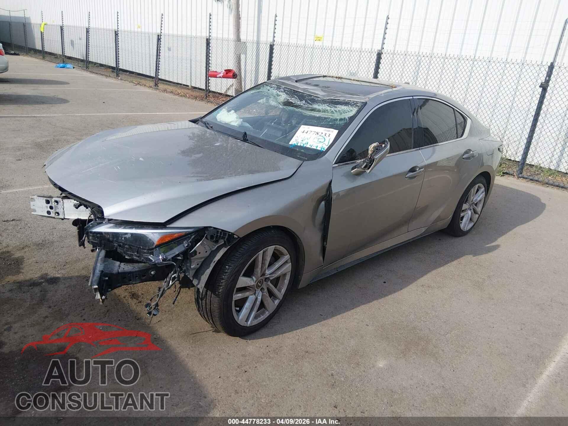 LEXUS IS 300 2021 - JTHCA1D2XM5116342