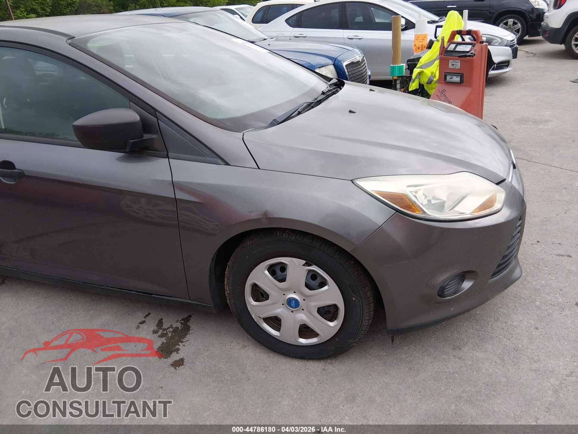 FORD FOCUS 2012 - 1FAHP3E2XCL174192