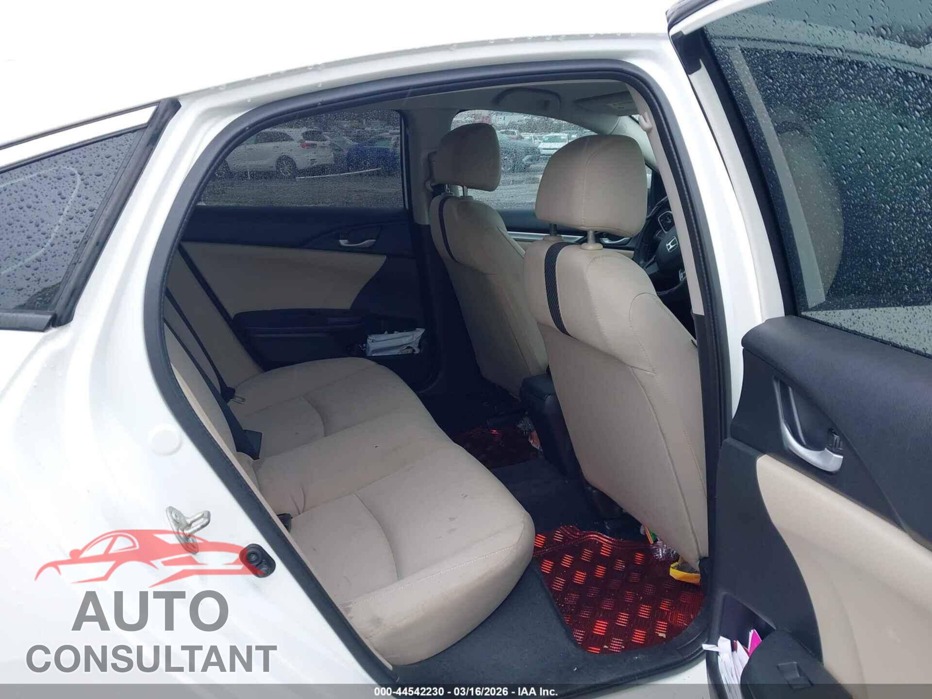 HONDA CIVIC 2017 - 2HGFC2F56HH513018
