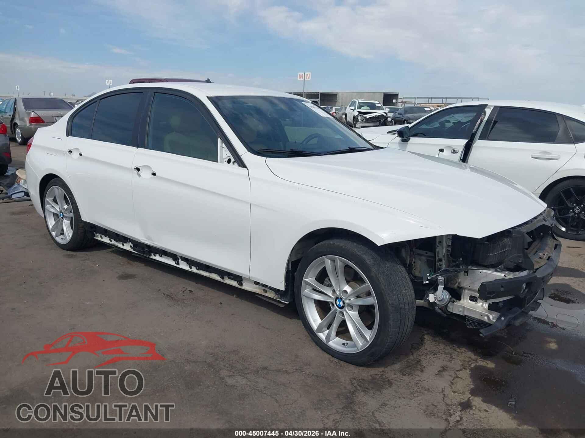 BMW 320I 2016 - WBA8E1G50GNU10044