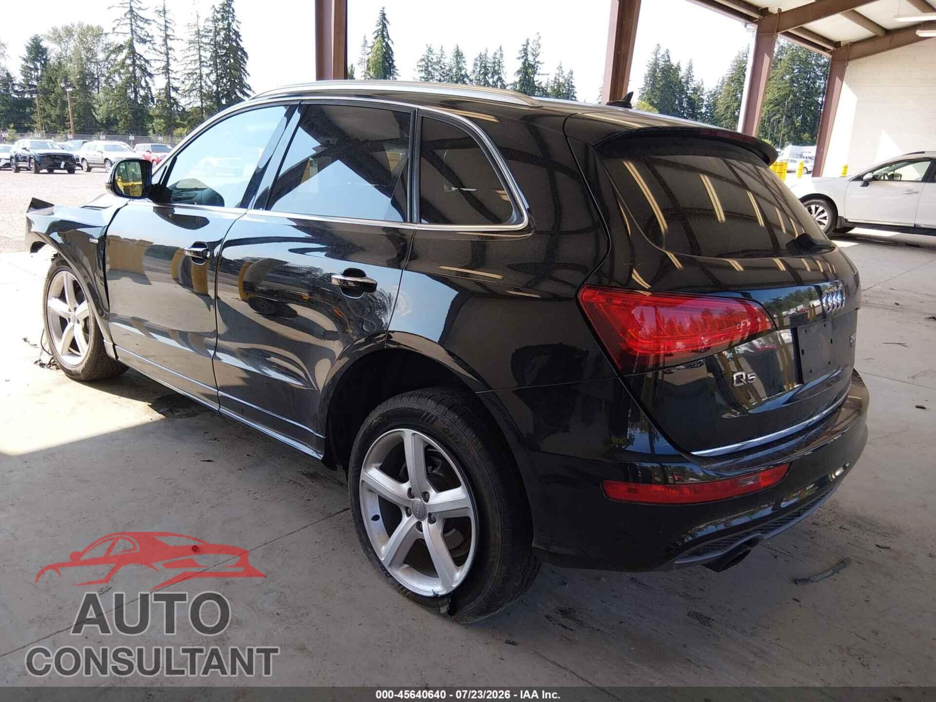 AUDI Q5 2017 - WA1M2AFP0HA038043