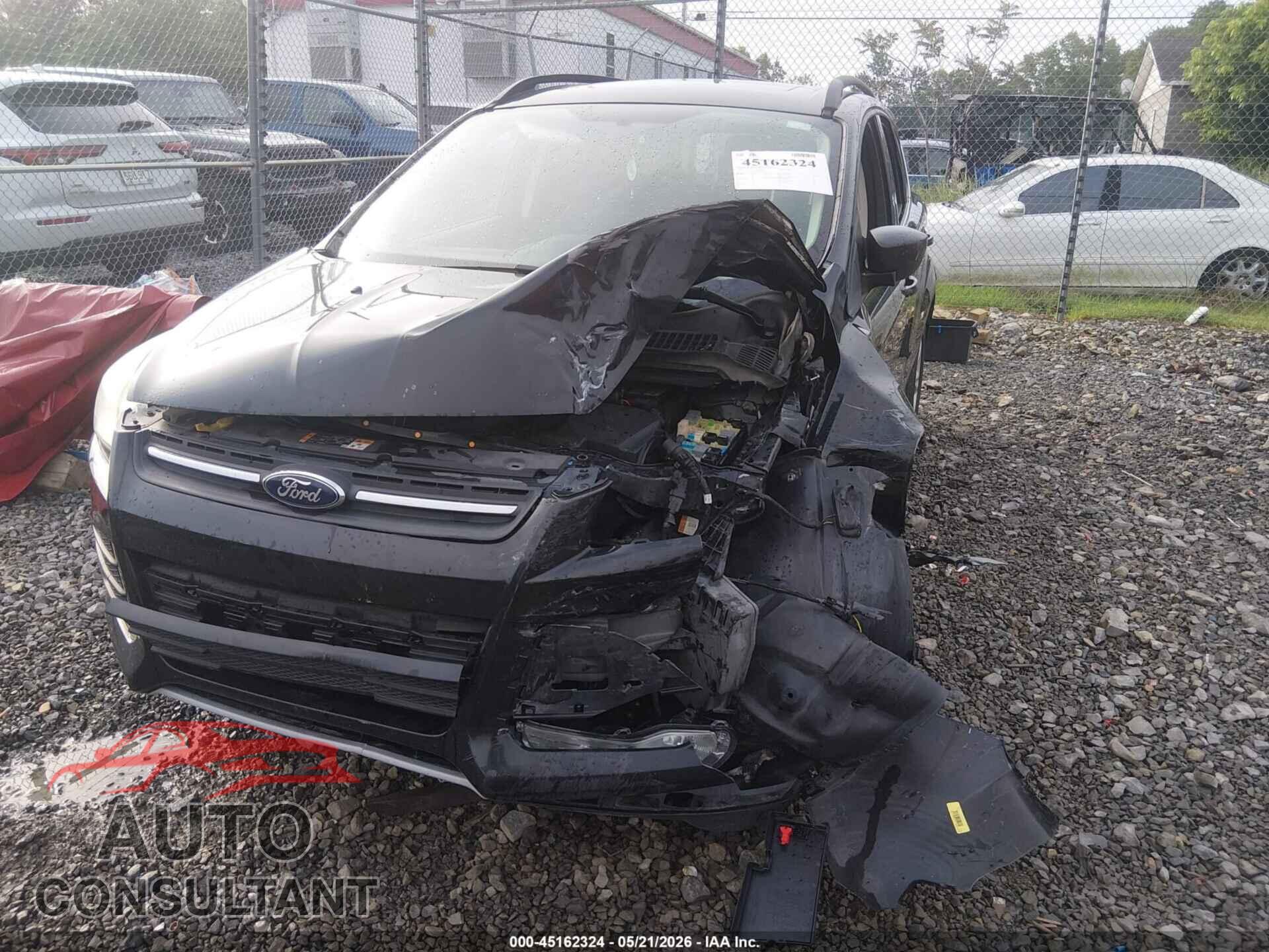 FORD ESCAPE 2015 - 1FMCU9G98FUB21575