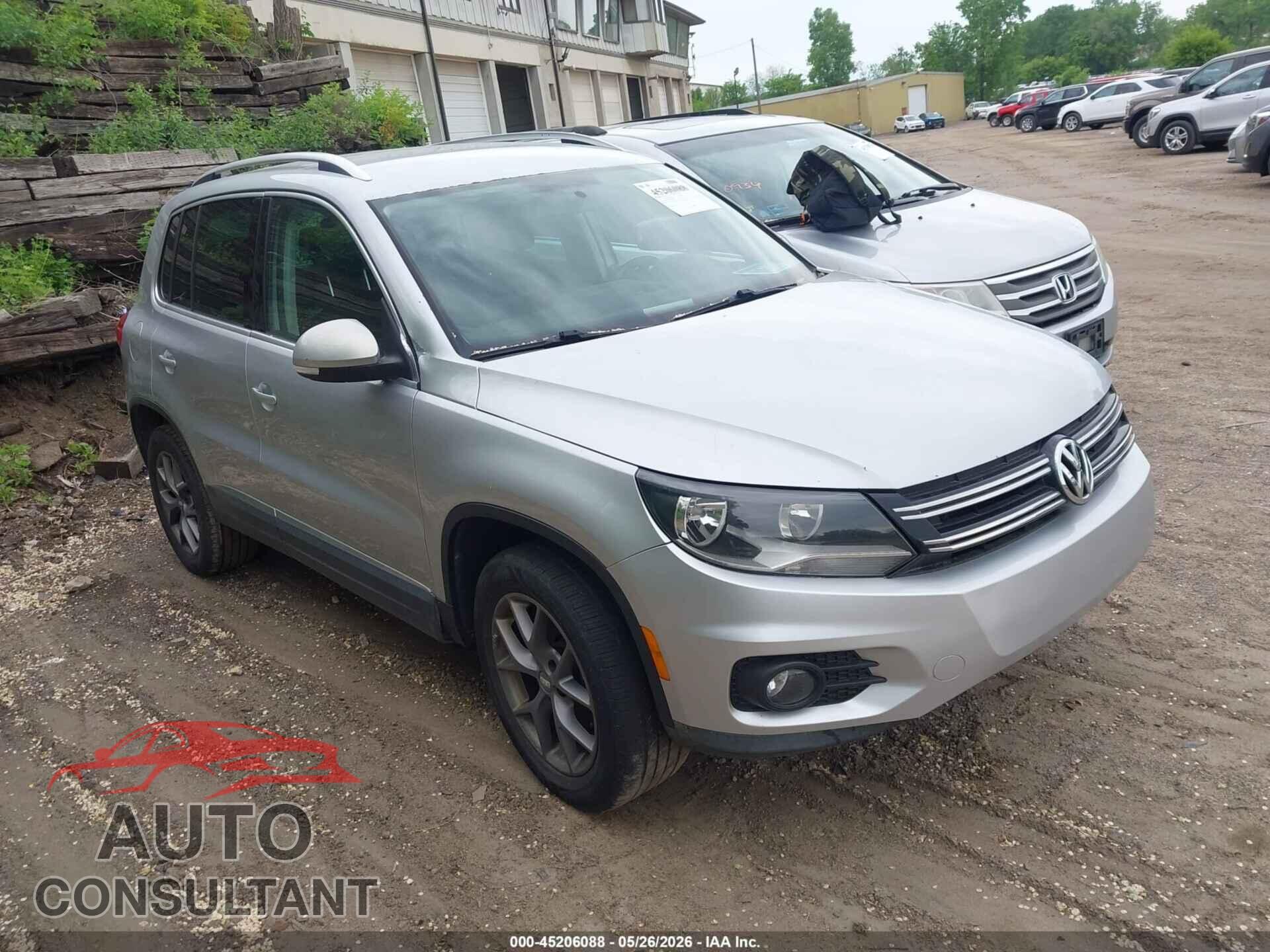 VOLKSWAGEN TIGUAN 2013 - WVGAV3AX0DW594722