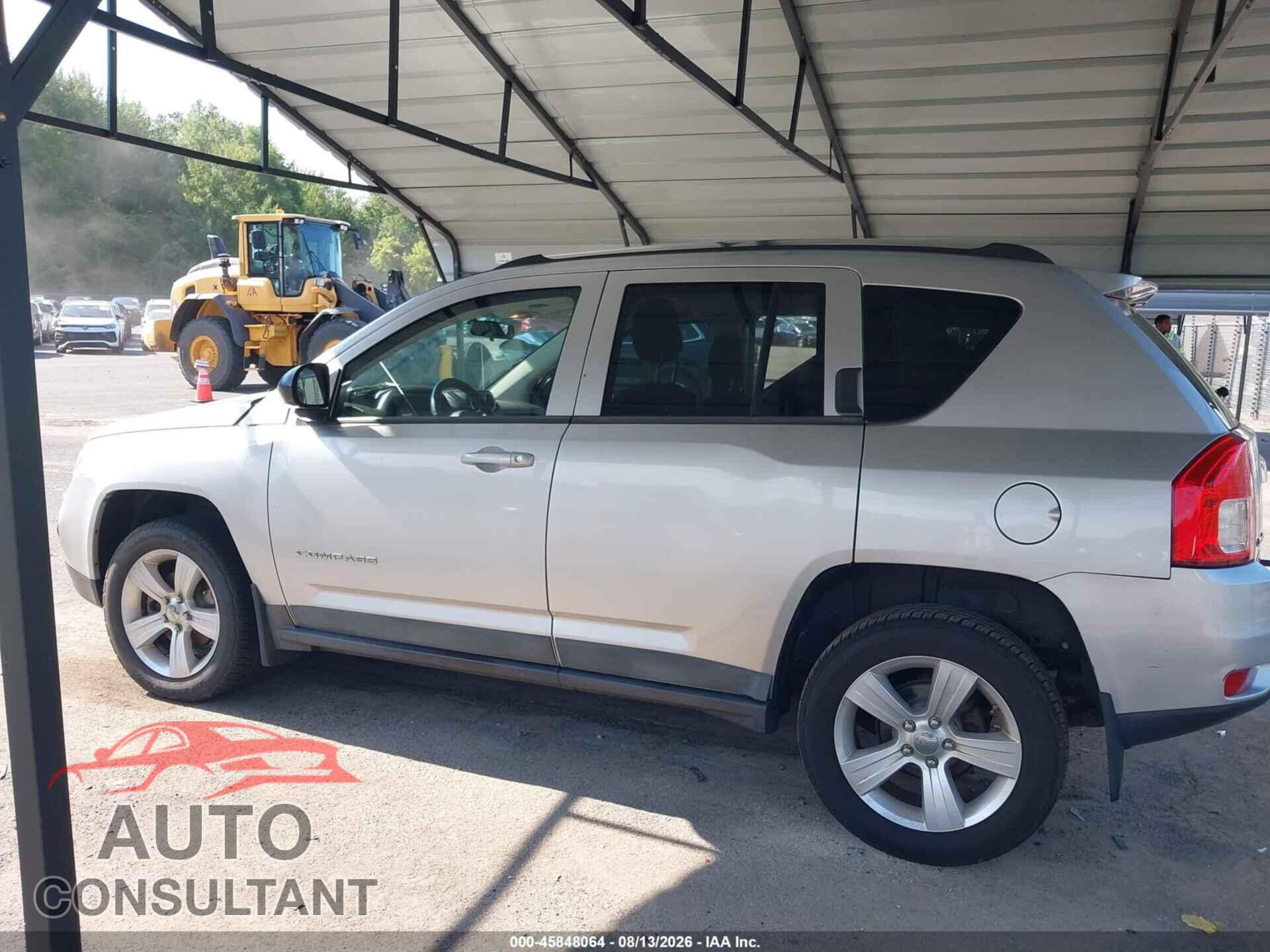 JEEP COMPASS 2011 - 1J4NF1FB2BD280867