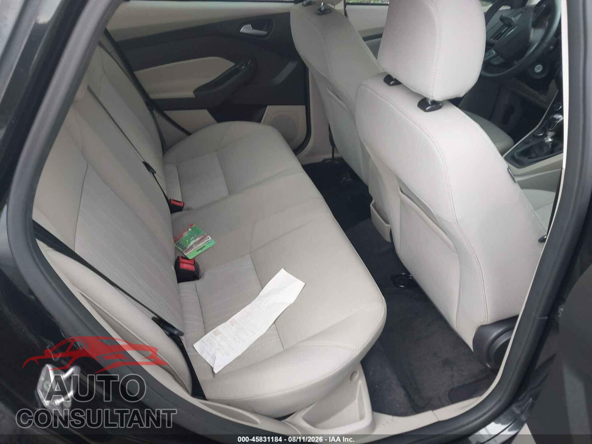 FORD FOCUS 2015 - 1FADP3FE7FL360459