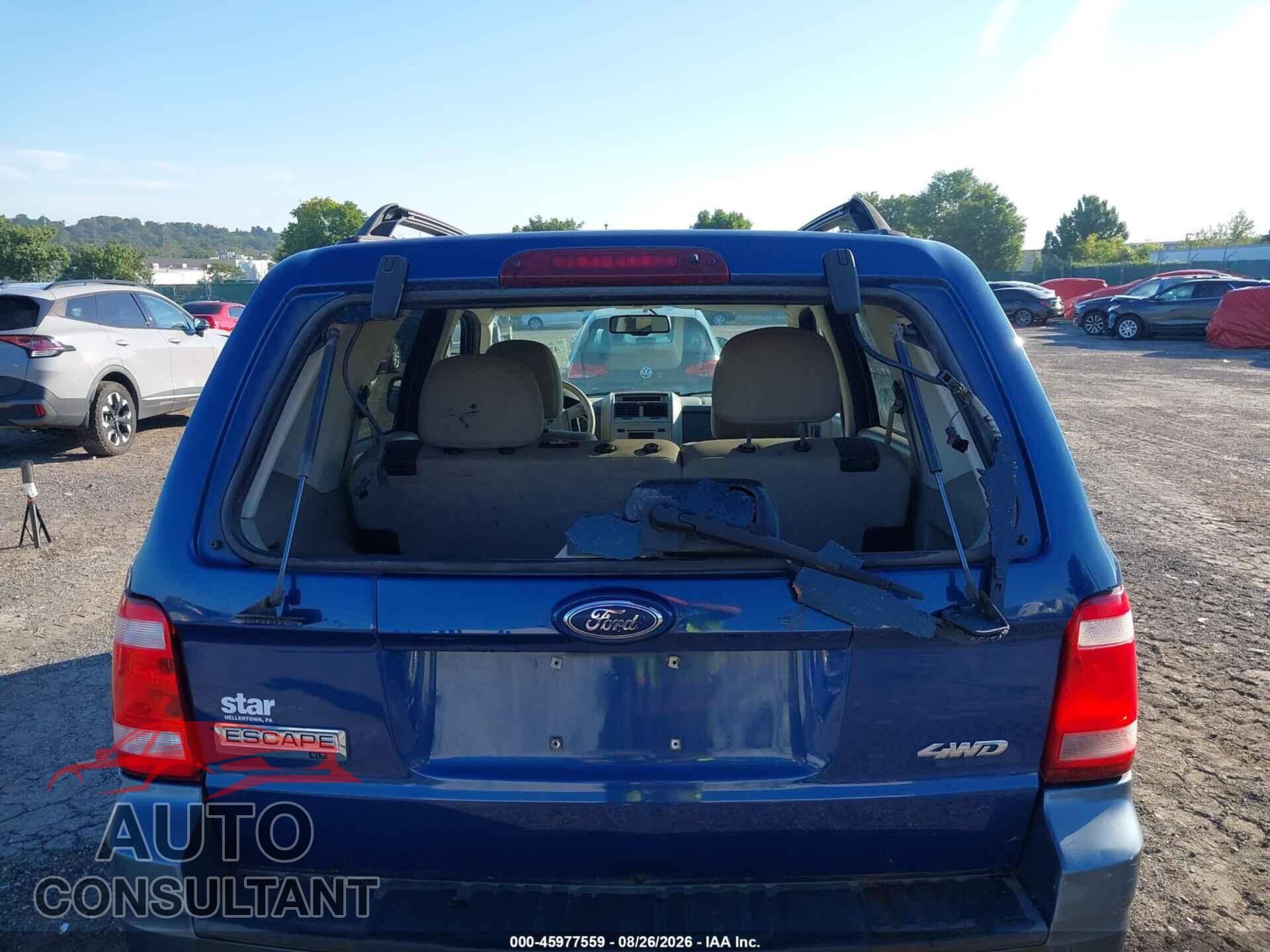 FORD ESCAPE 2010 - 1FMCU9D73AKD36627