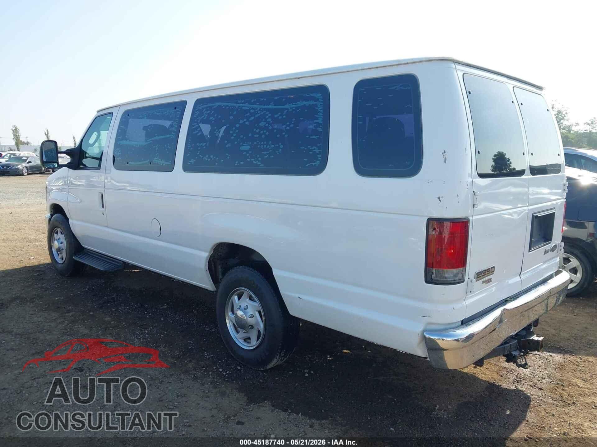 FORD E-350 SUPER DUTY 2011 - 1FBSS3BL3BDB17700