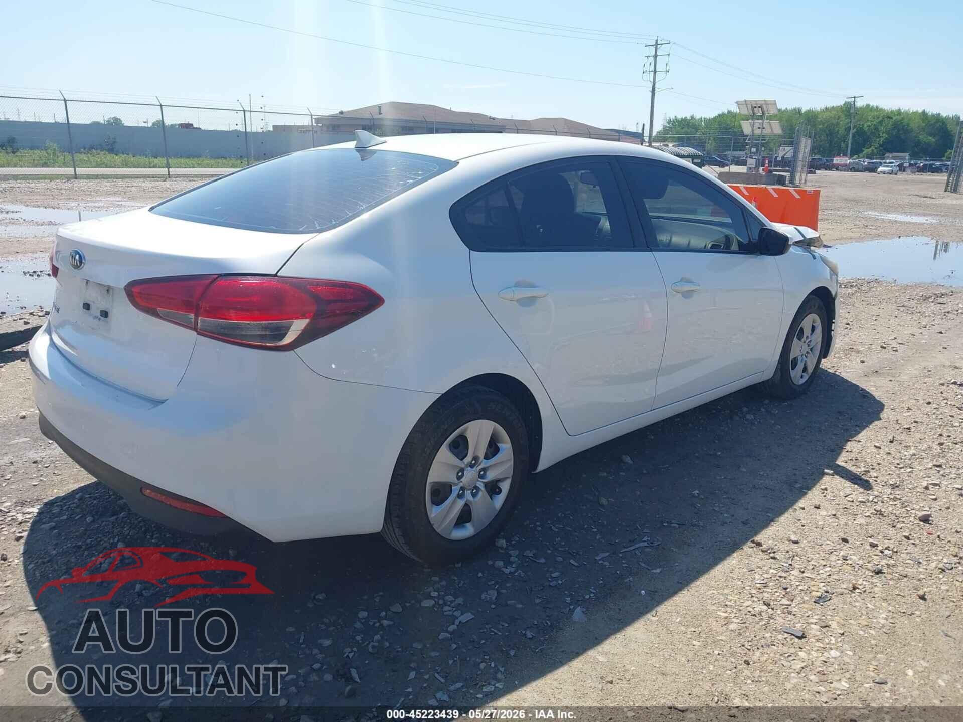 KIA FORTE 2017 - 3KPFK4A75HE022599