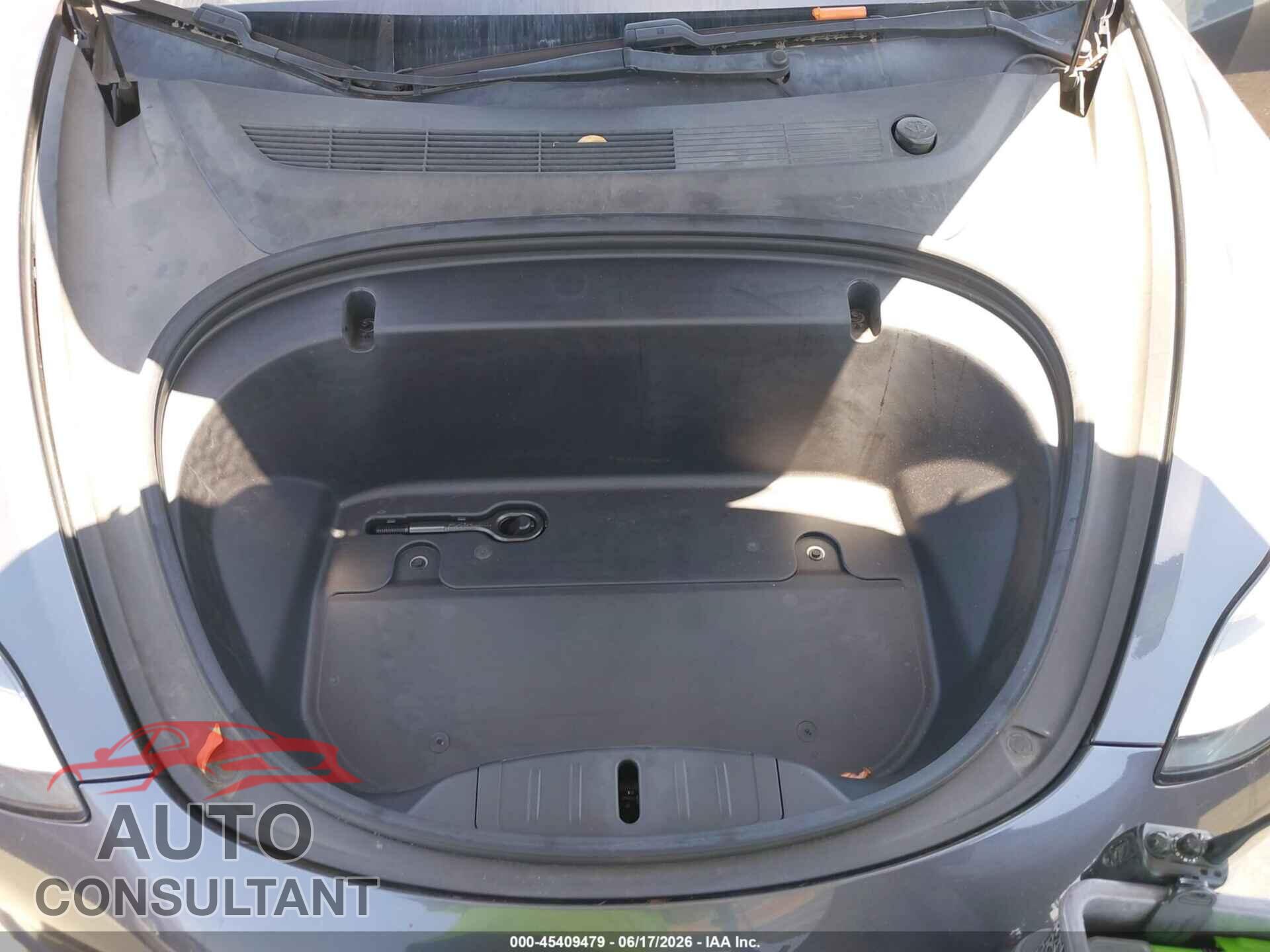 TESLA MODEL 3 2020 - 5YJ3E1EA9LF643944