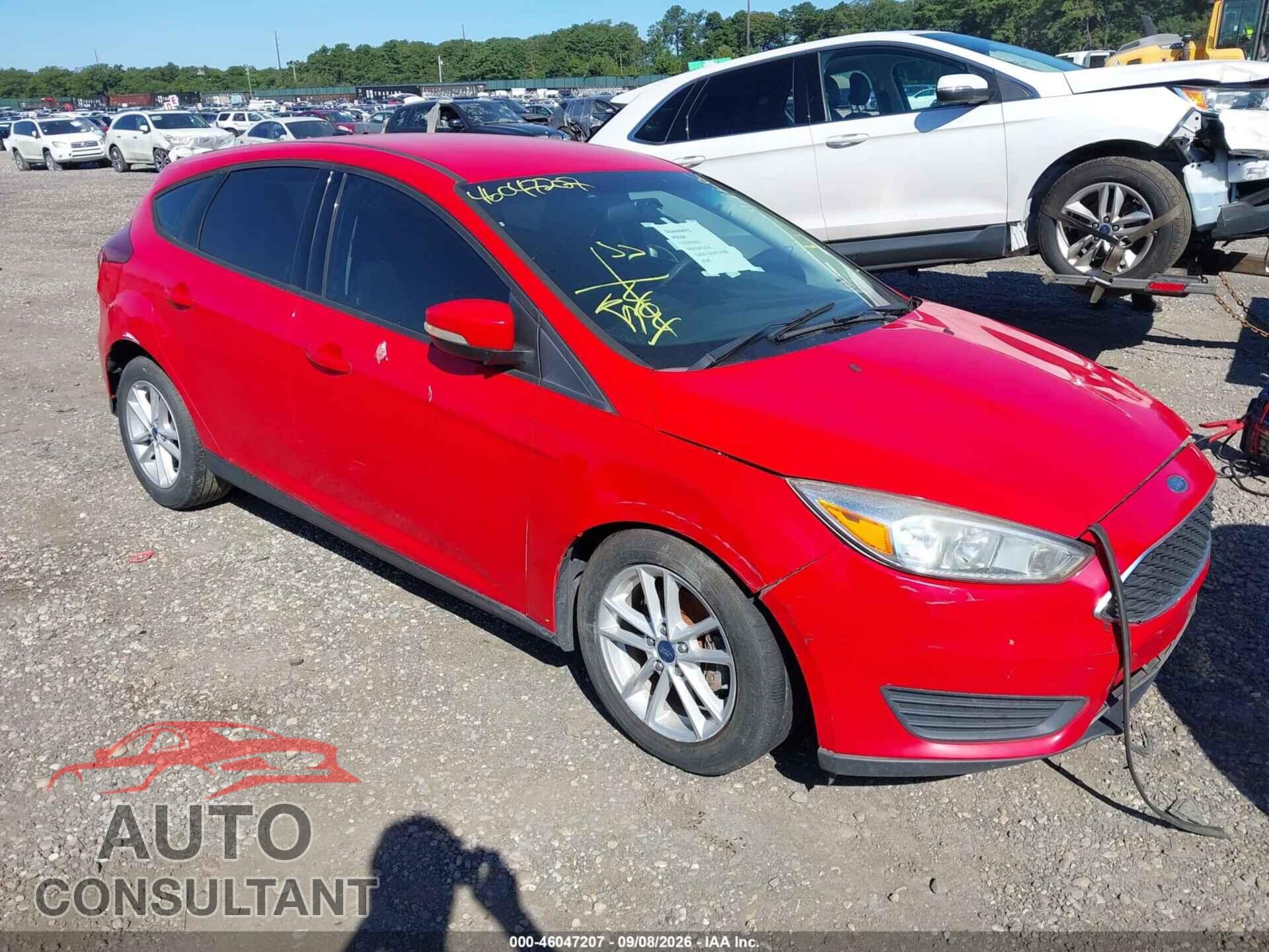 FORD FOCUS 2017 - 1FADP3K28HL280196