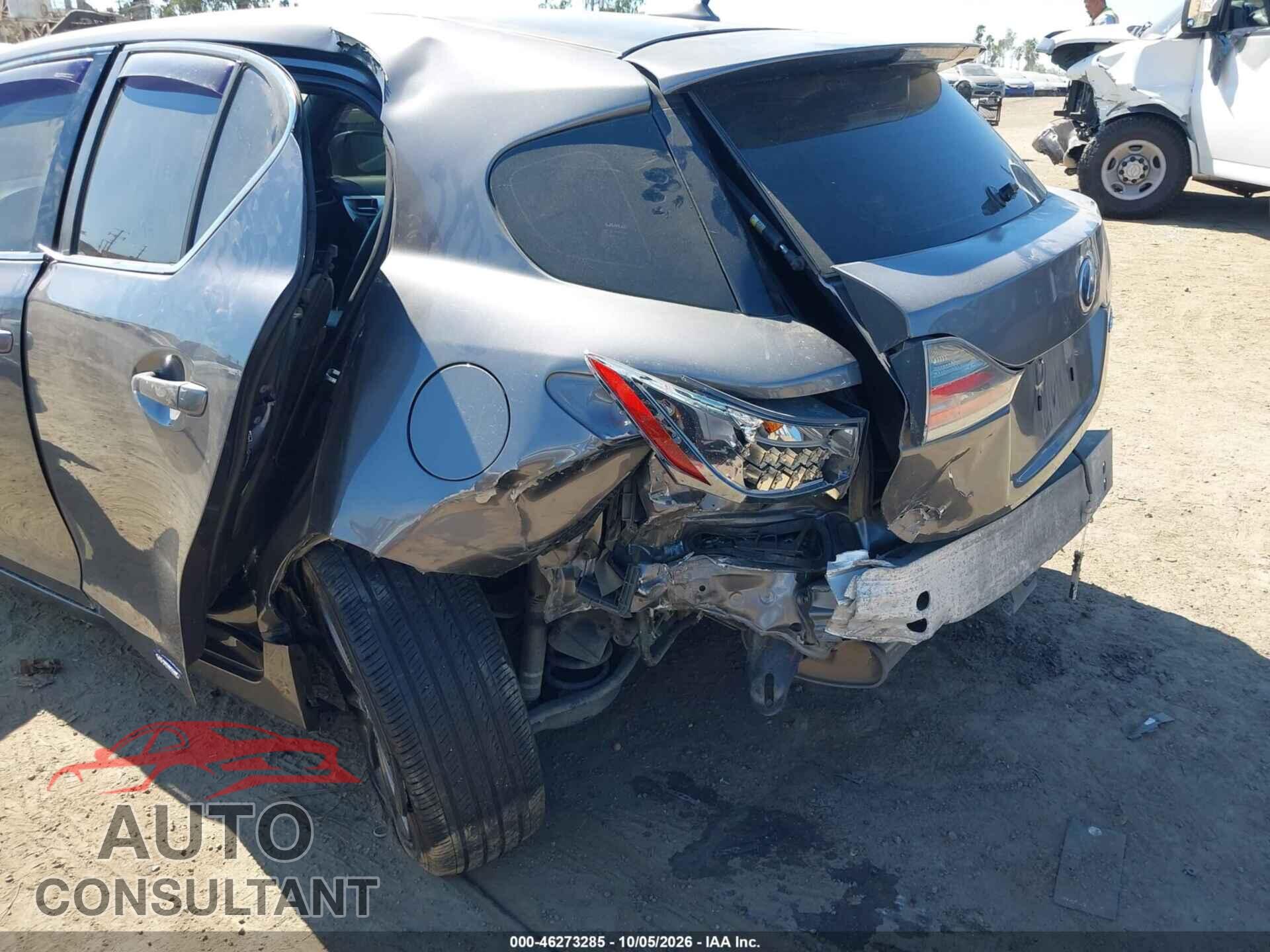 LEXUS CT 200H 2013 - JTHKD5BH3D2128562