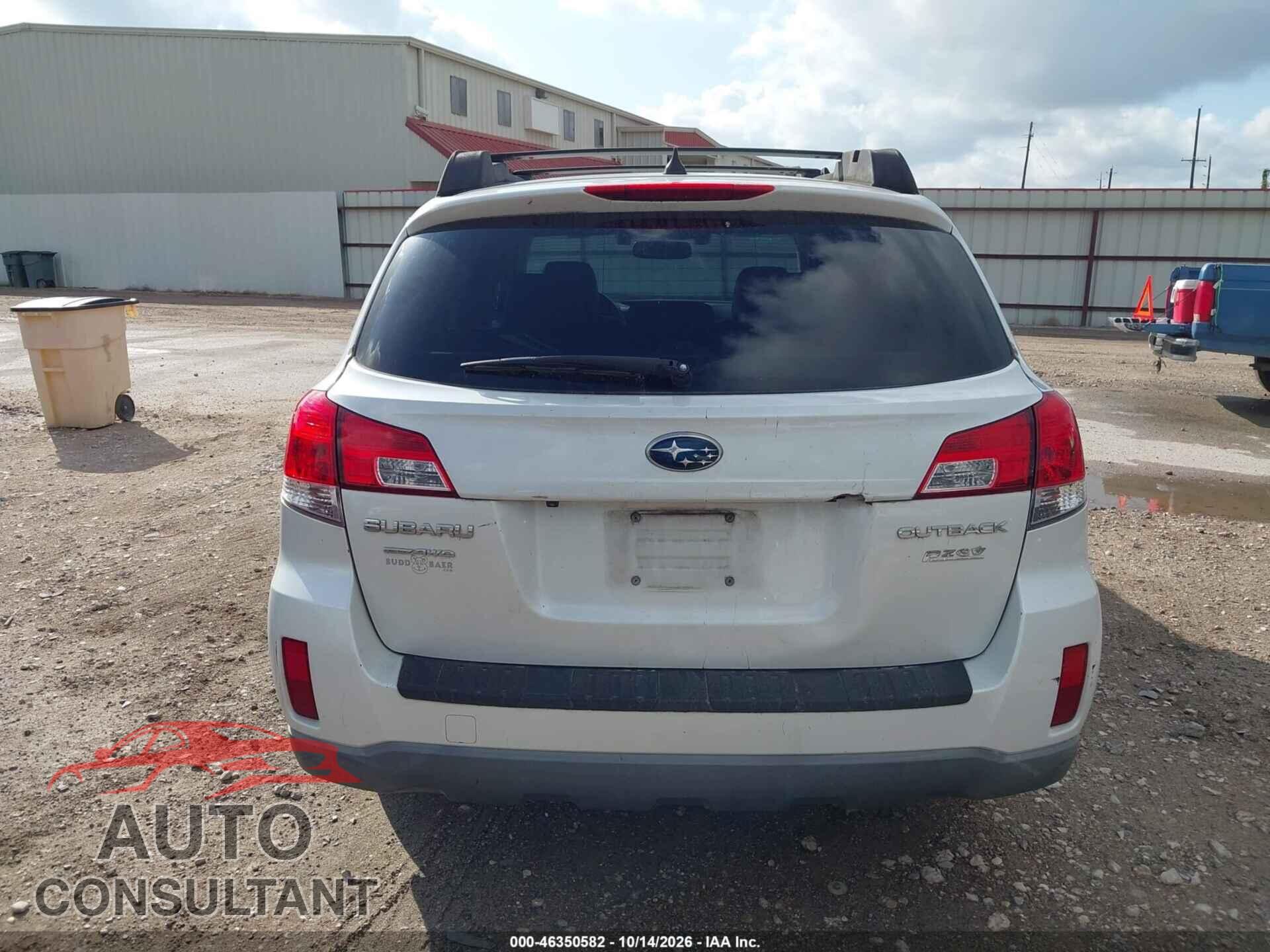 SUBARU OUTBACK 2014 - 4S4BRBPC5E3216728