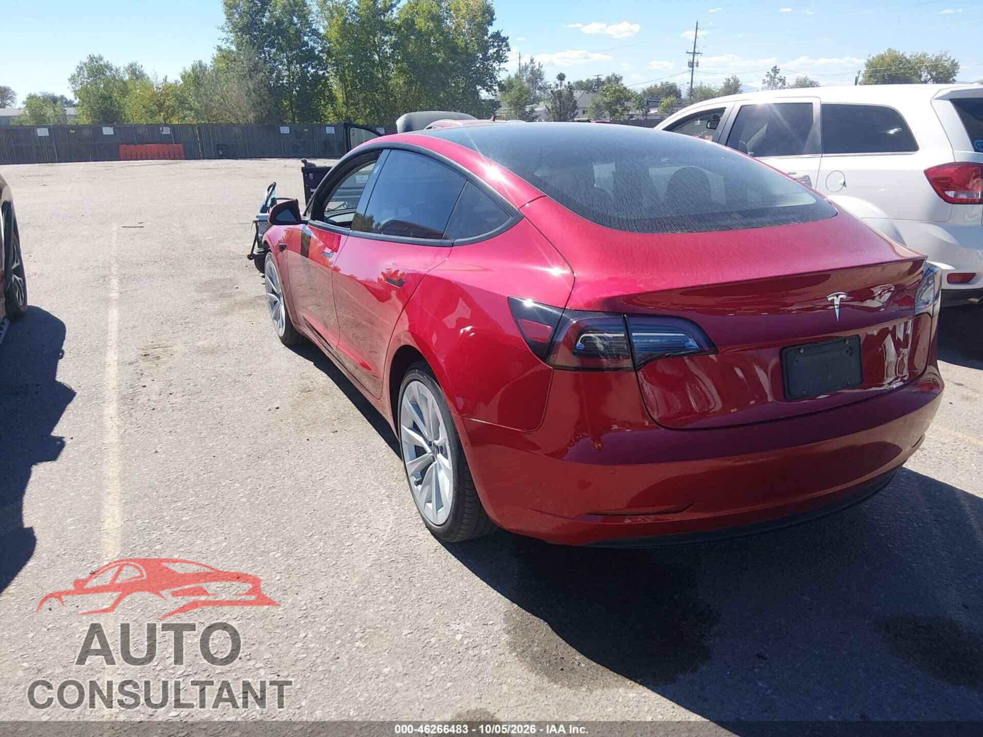 TESLA MODEL 3 2021 - 5YJ3E1EA8MF071377
