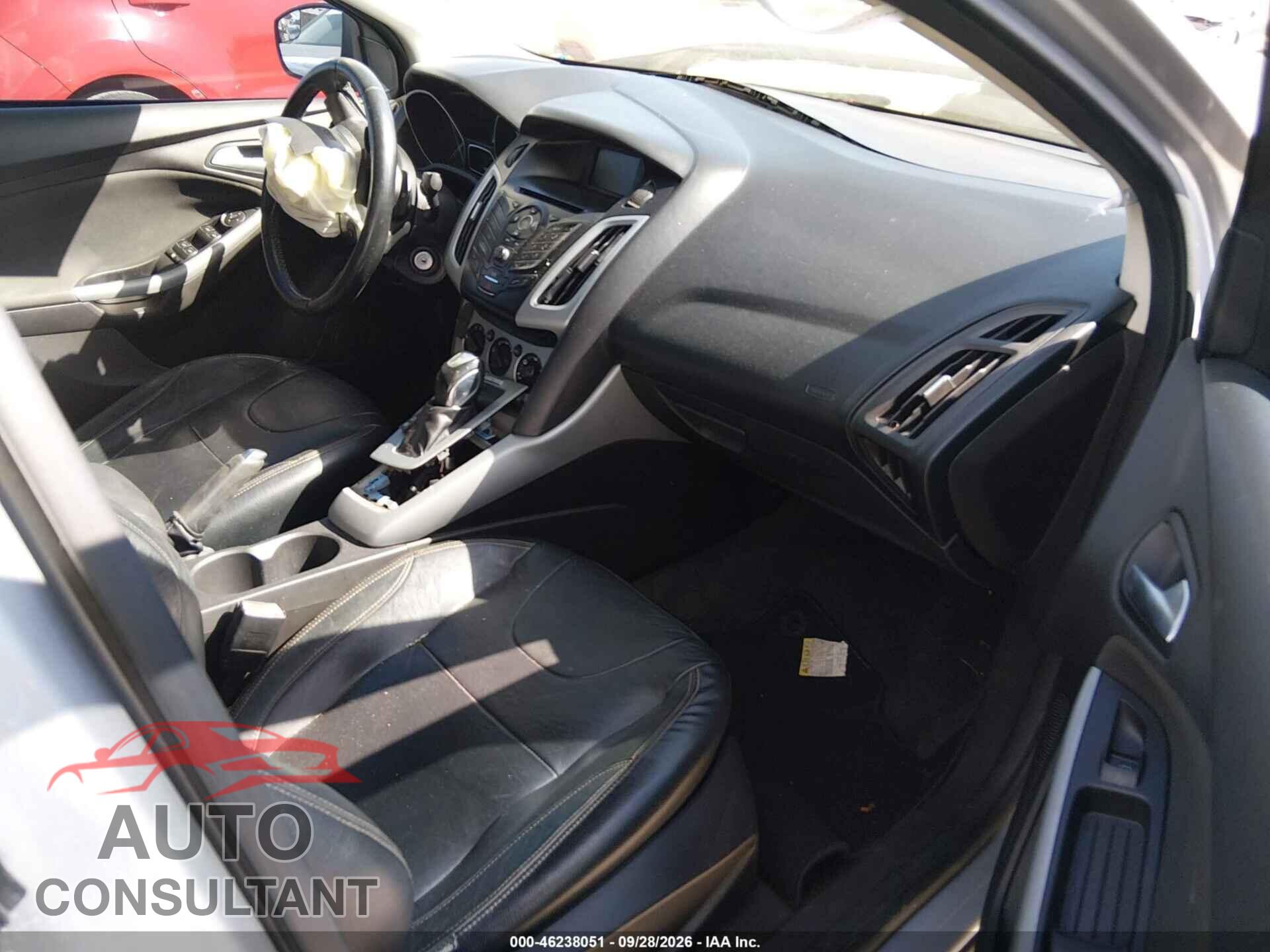 FORD FOCUS 2012 - 1FAHP3F2XCL227794